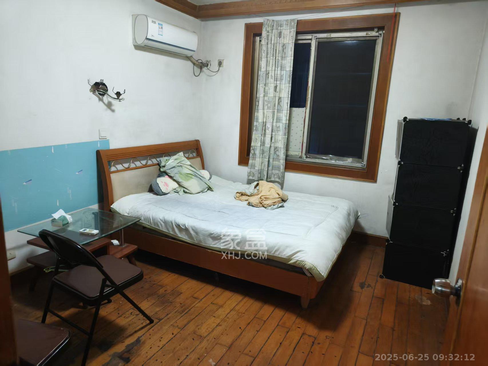 中意花苑 2室2厅1卫 1200.0元/月 中意花苑 2室2厅1卫 1200.0元/月室内图