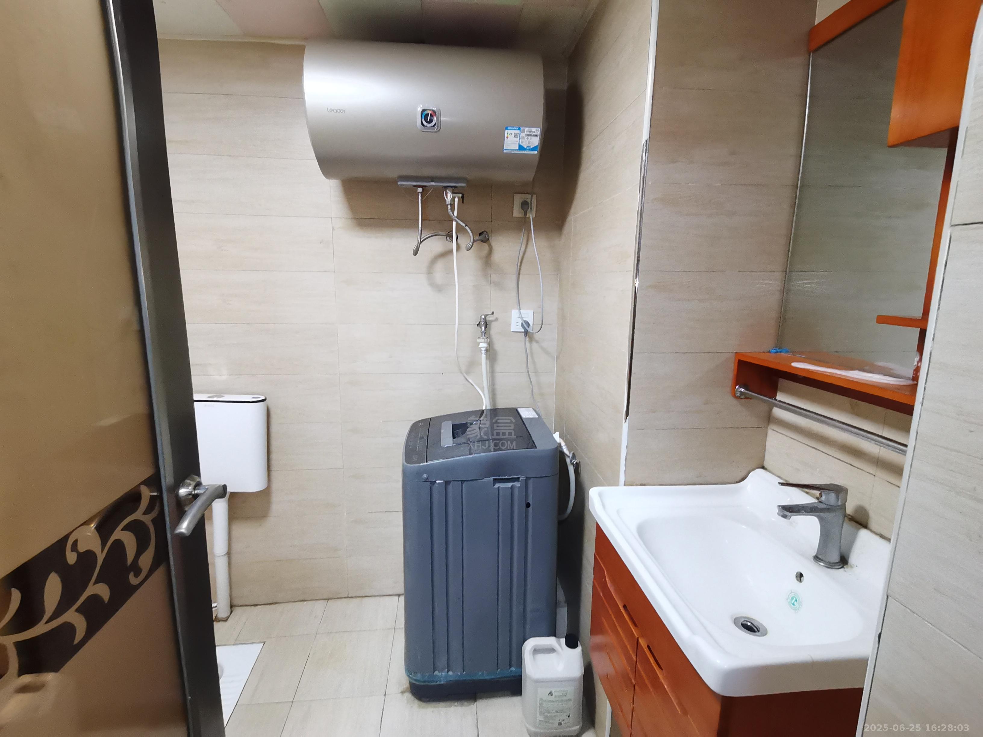 尚格名城向左向右 1室1厅1卫 1100.0元/月 尚格名城向左向右 1室1厅1卫 1100.0元/月室内图