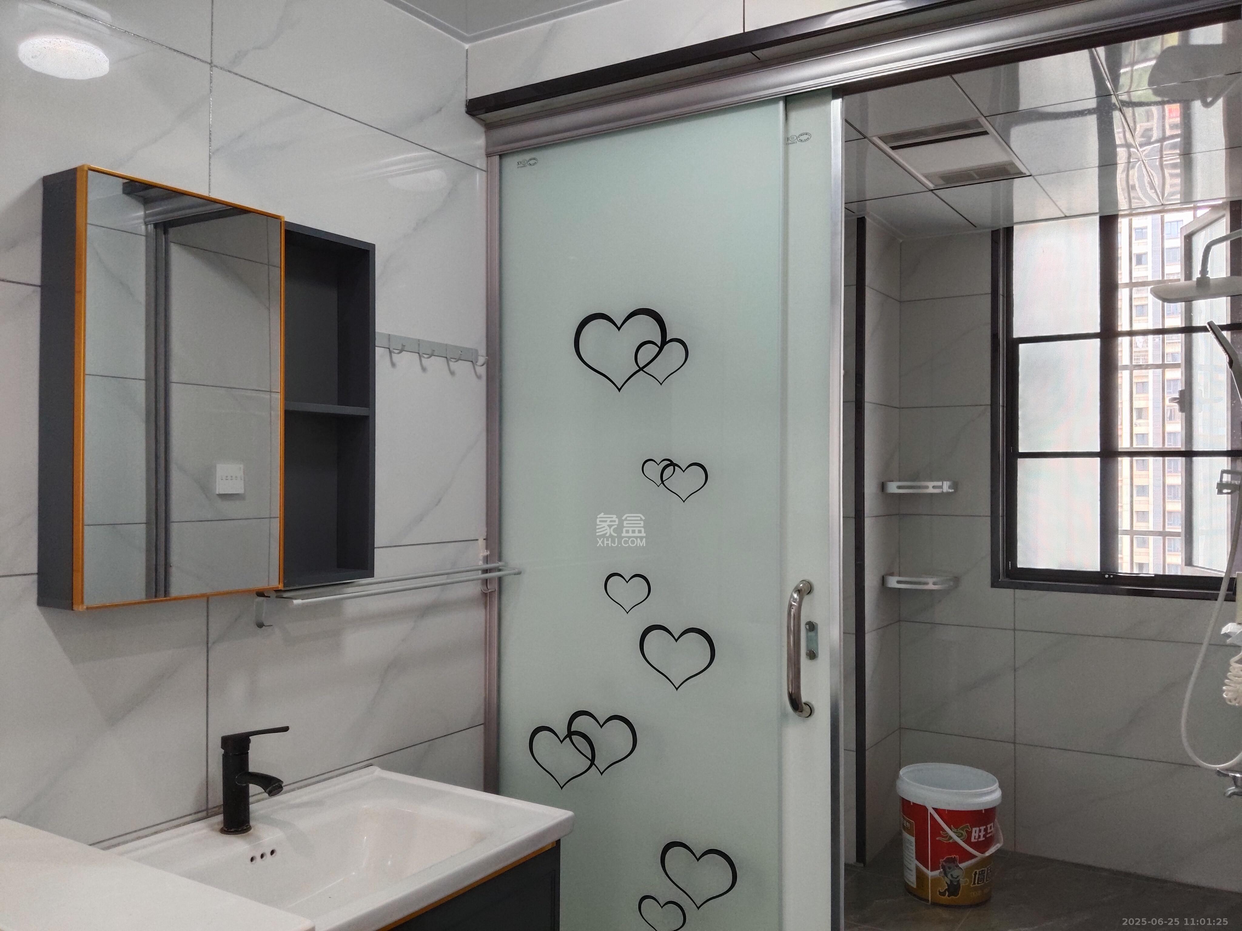 真人桥家园二期  1室0厅0卫    2300.0元/月 真人桥家园二期  1室0厅0卫    2300.0元/月室内图