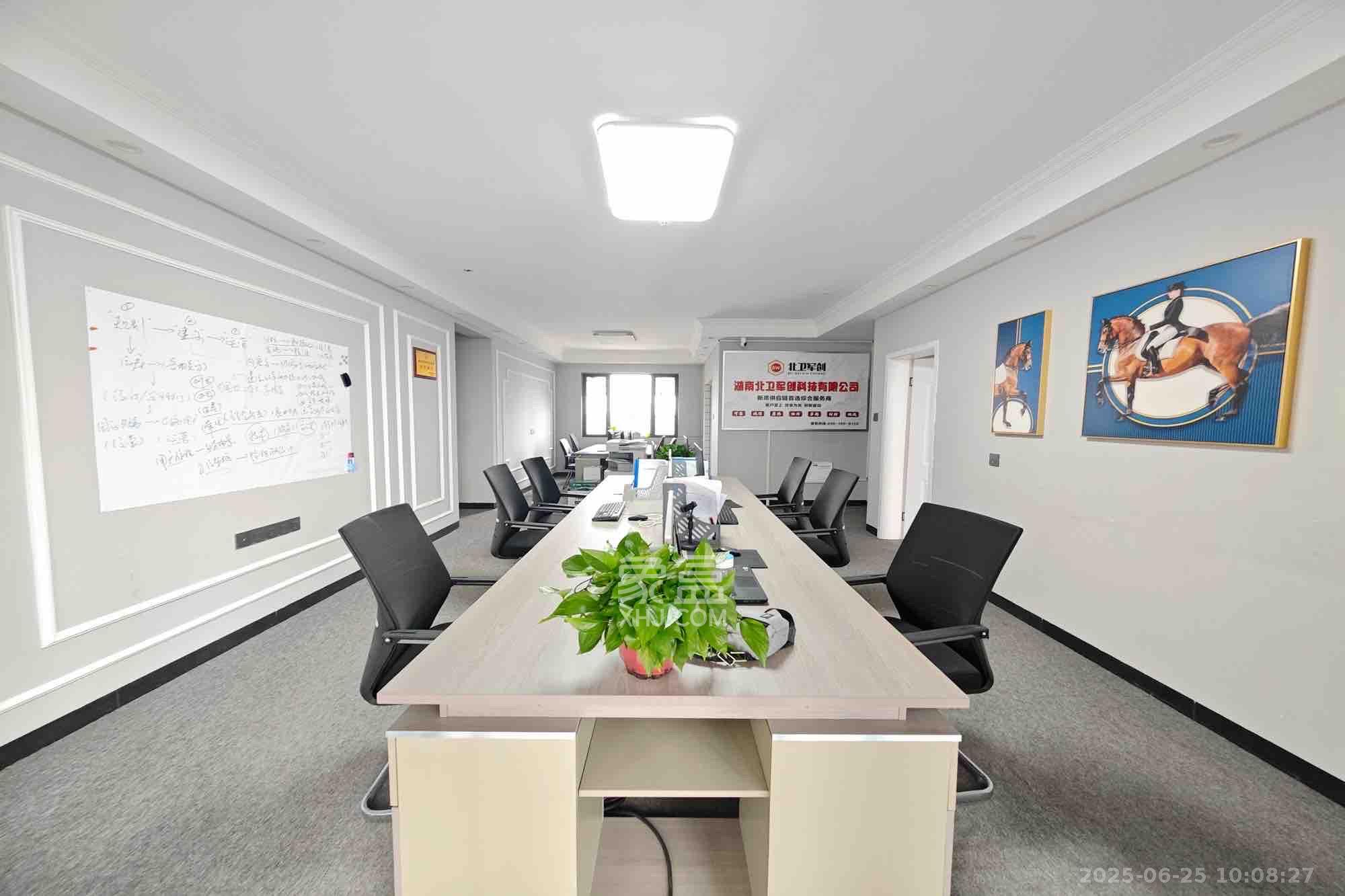 天翼花园(中国电信单位房)  5室2厅2卫    2500.0元/月 天翼花园(中国电信单位房)  5室2厅2卫    2500.0元/月