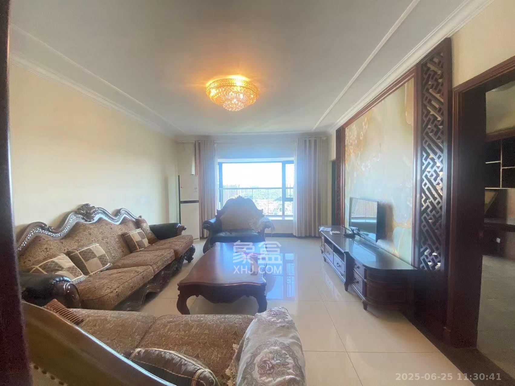 恒大华府  4室2厅2卫    4800.0元/月 恒大华府  4室2厅2卫    4800.0元/月