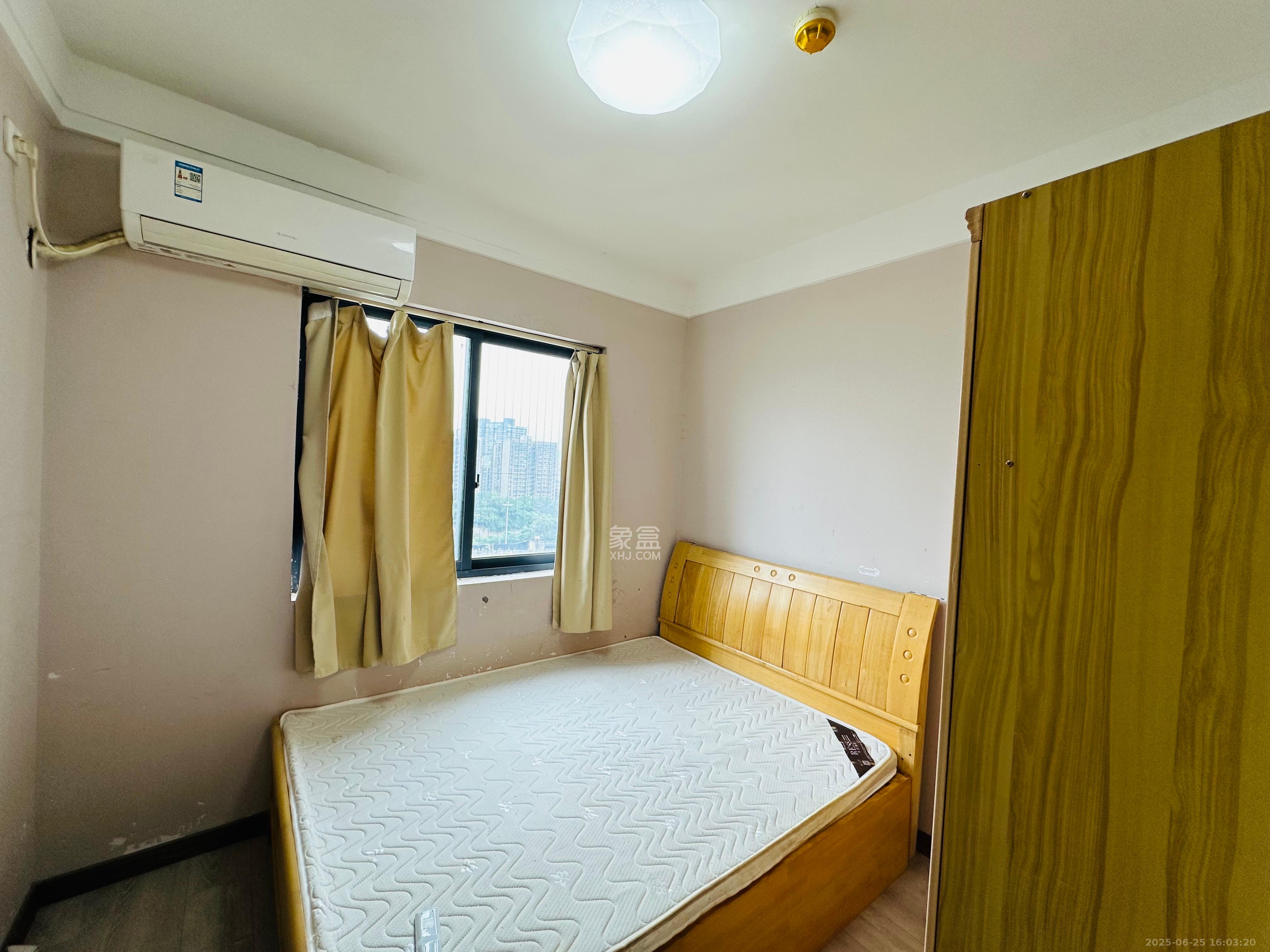 拿铁空间  1室1厅1卫   1700.00元/月室内图