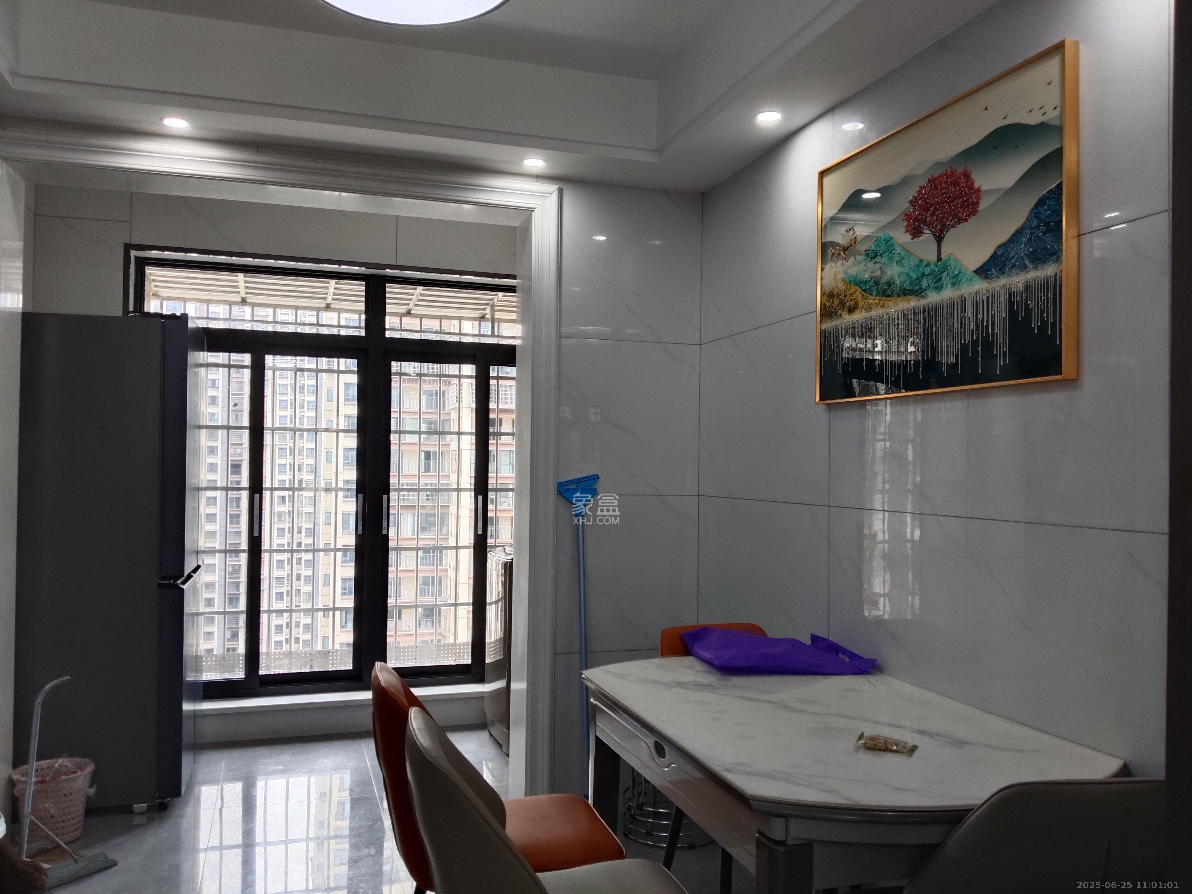 真人桥家园二期  1室0厅0卫    2300.0元/月 真人桥家园二期  1室0厅0卫    2300.0元/月室内图