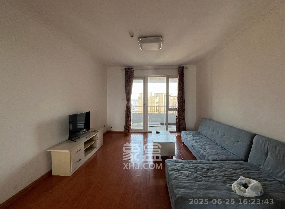 金地格林公馆  3室2厅2卫    2500.0元/月 金地格林公馆  3室2厅2卫    2500.0元/月室内图