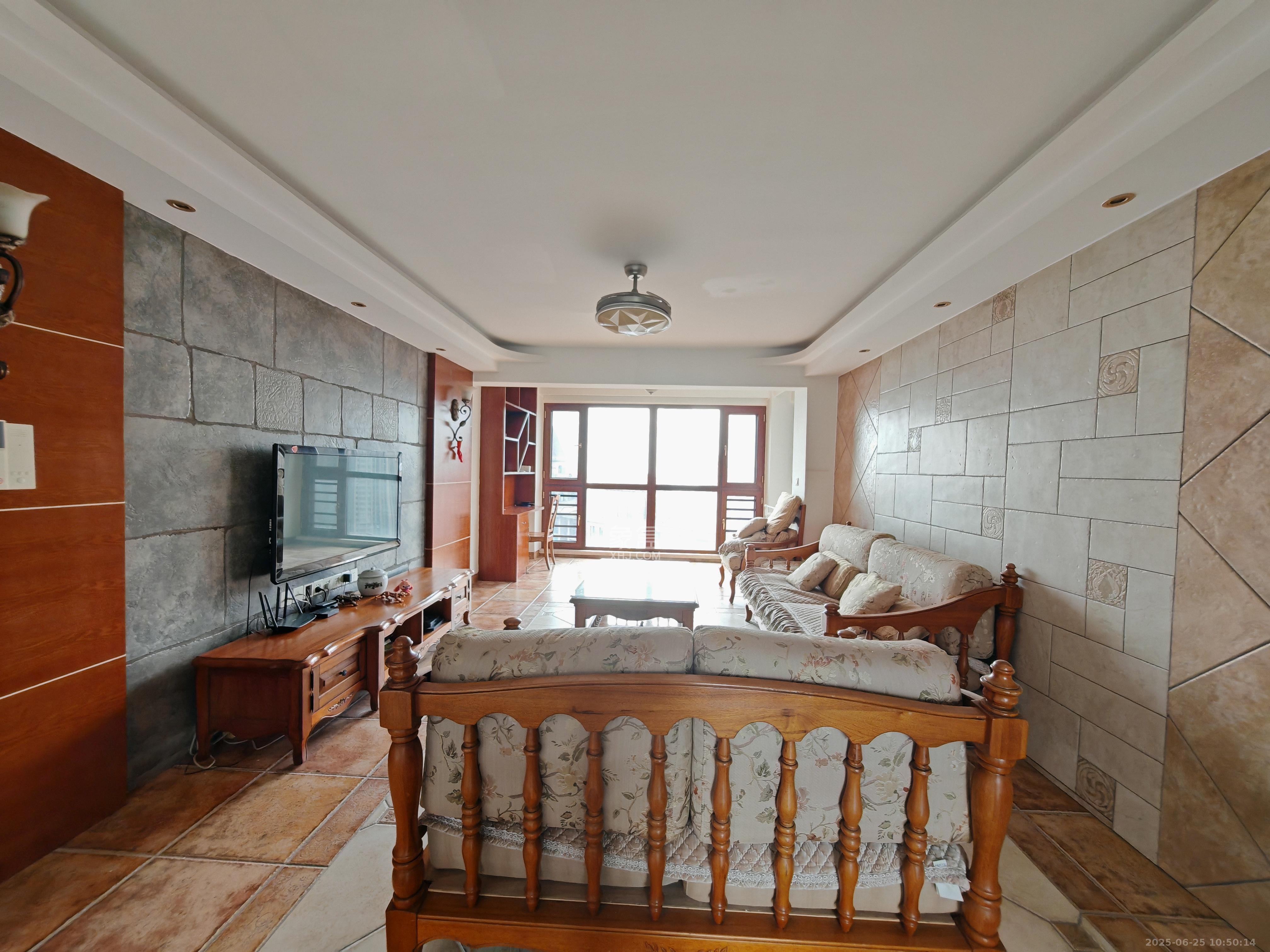 康桥长郡  4室2厅2卫    2800.0元/月 康桥长郡  4室2厅2卫    2800.0元/月室内图