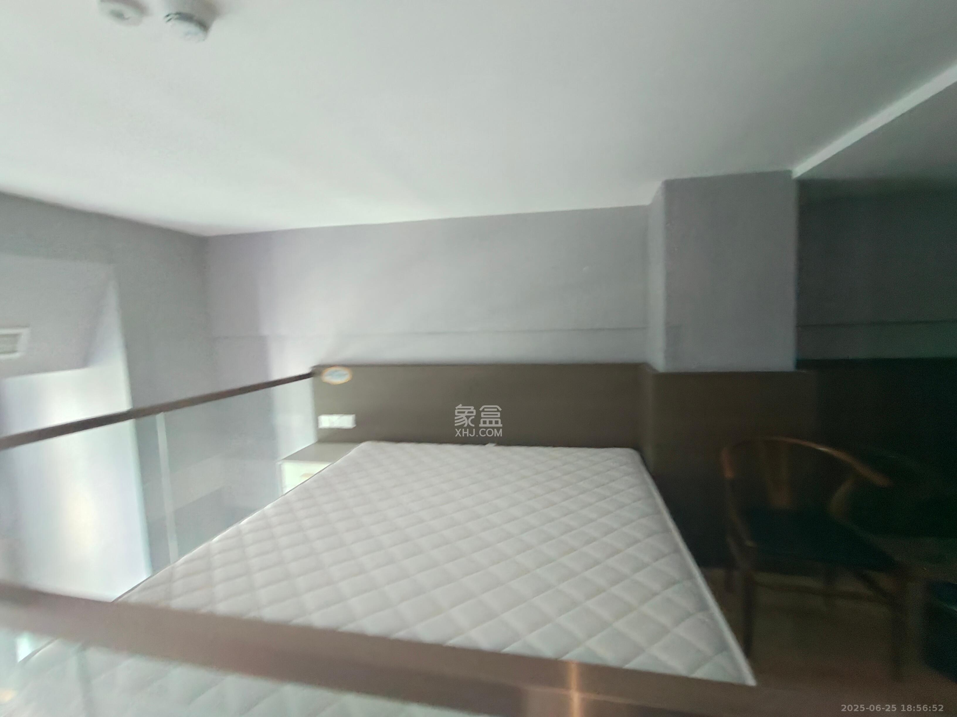 金地铂悦  1室0厅0卫   1800.00元/月室内图