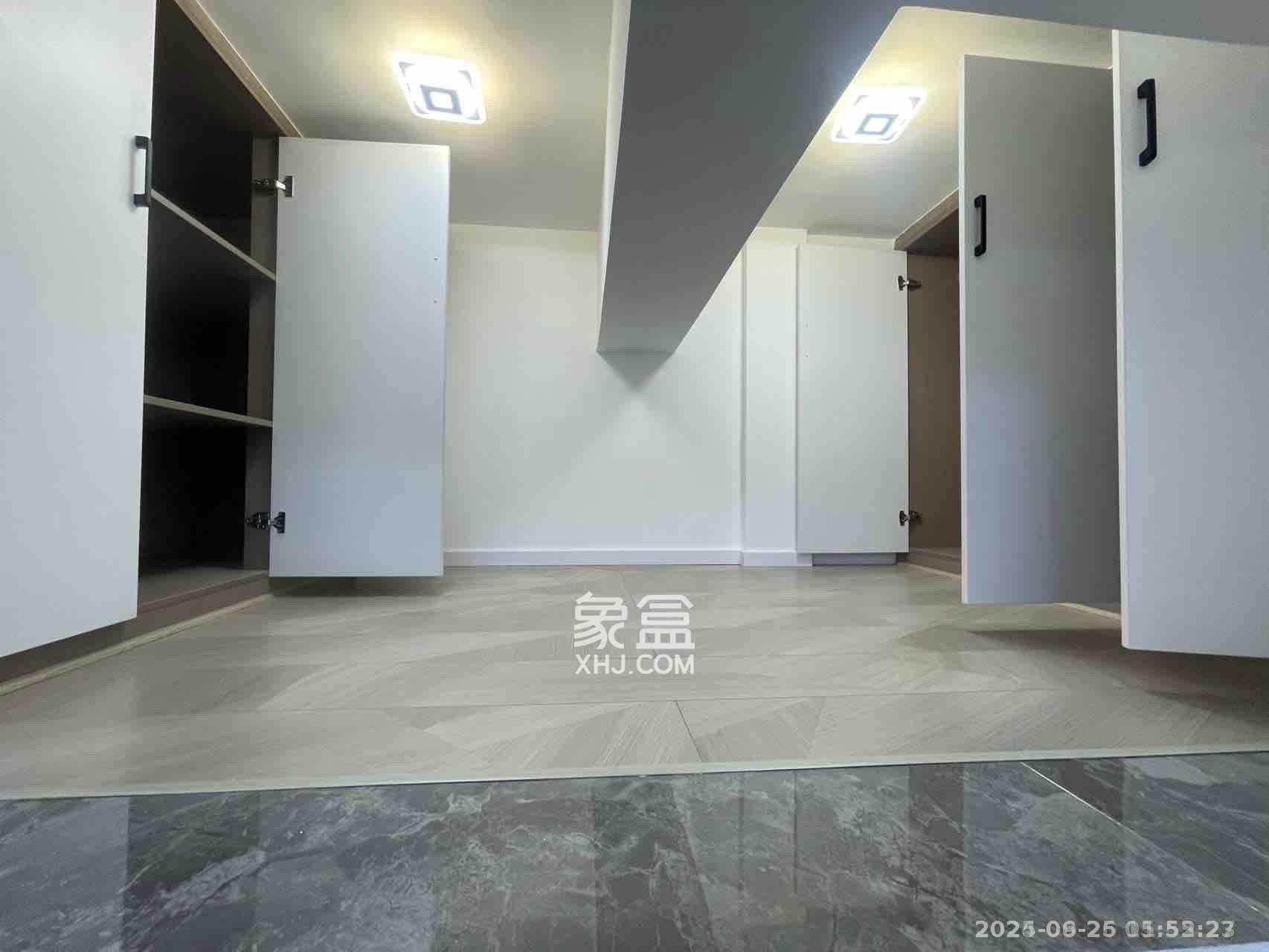 润和国际广场 2室1厅1卫 2300.0元/月 润和国际广场 2室1厅1卫 2300.0元/月室内图