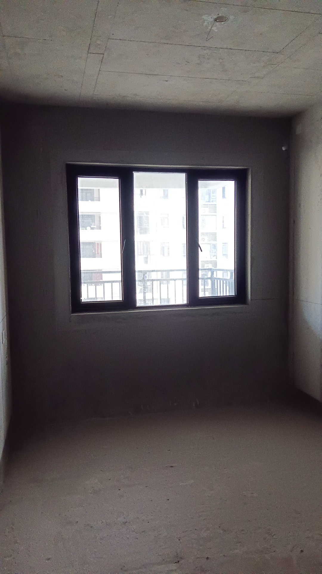 碧桂园正央时代 3室2厅2卫 53.0万 碧桂园正央时代 3室2厅2卫 53.0万客厅