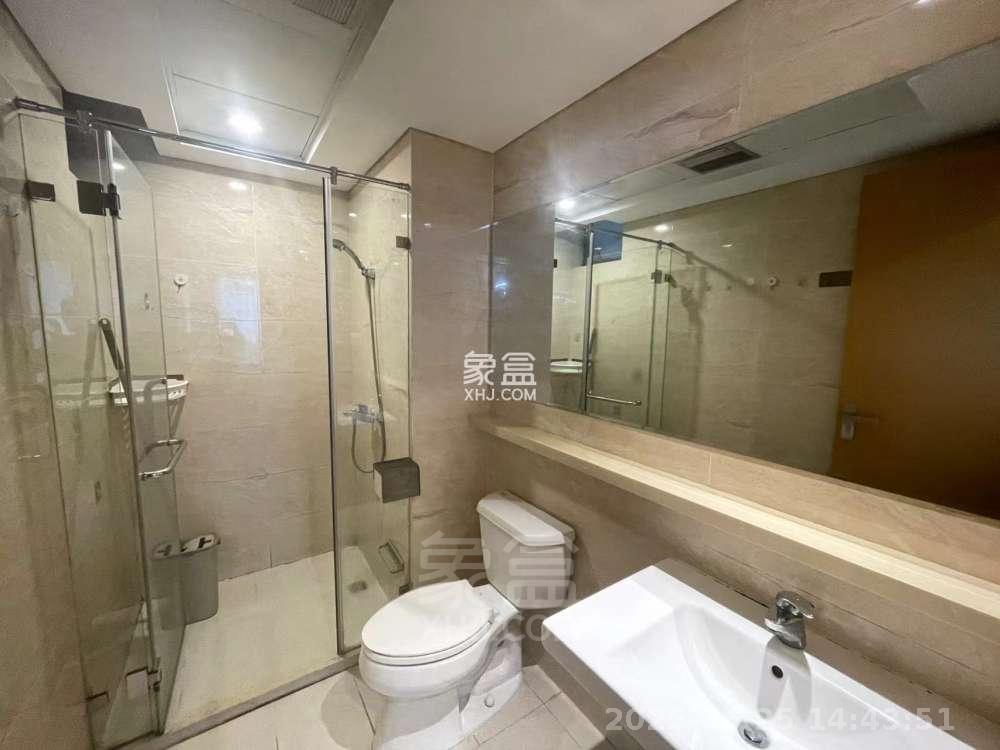 晋合湘水湾三期  2室1厅1卫   2200.00元/月室内图