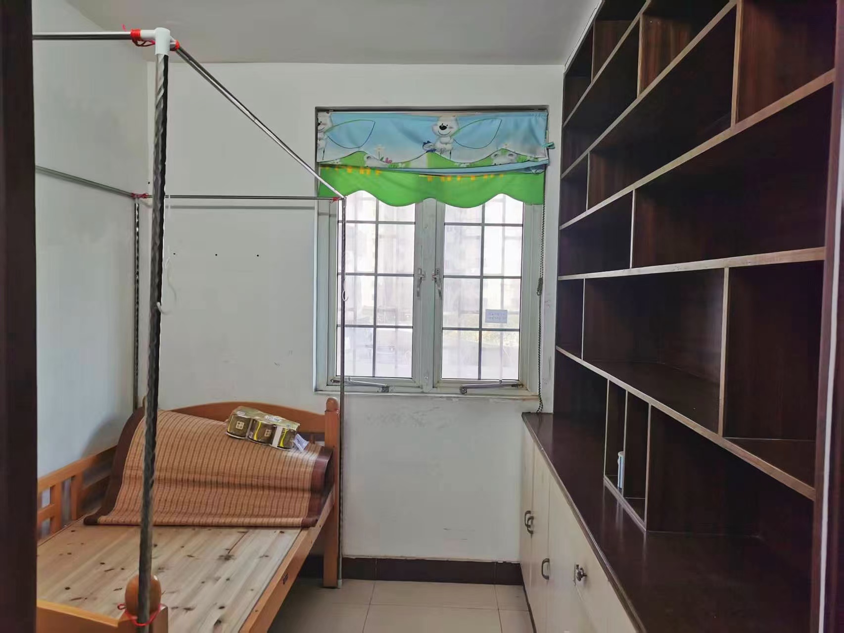 富成大厦 3室2厅1卫 2500.0元/月 富成大厦 3室2厅1卫 2500.0元/月室内图