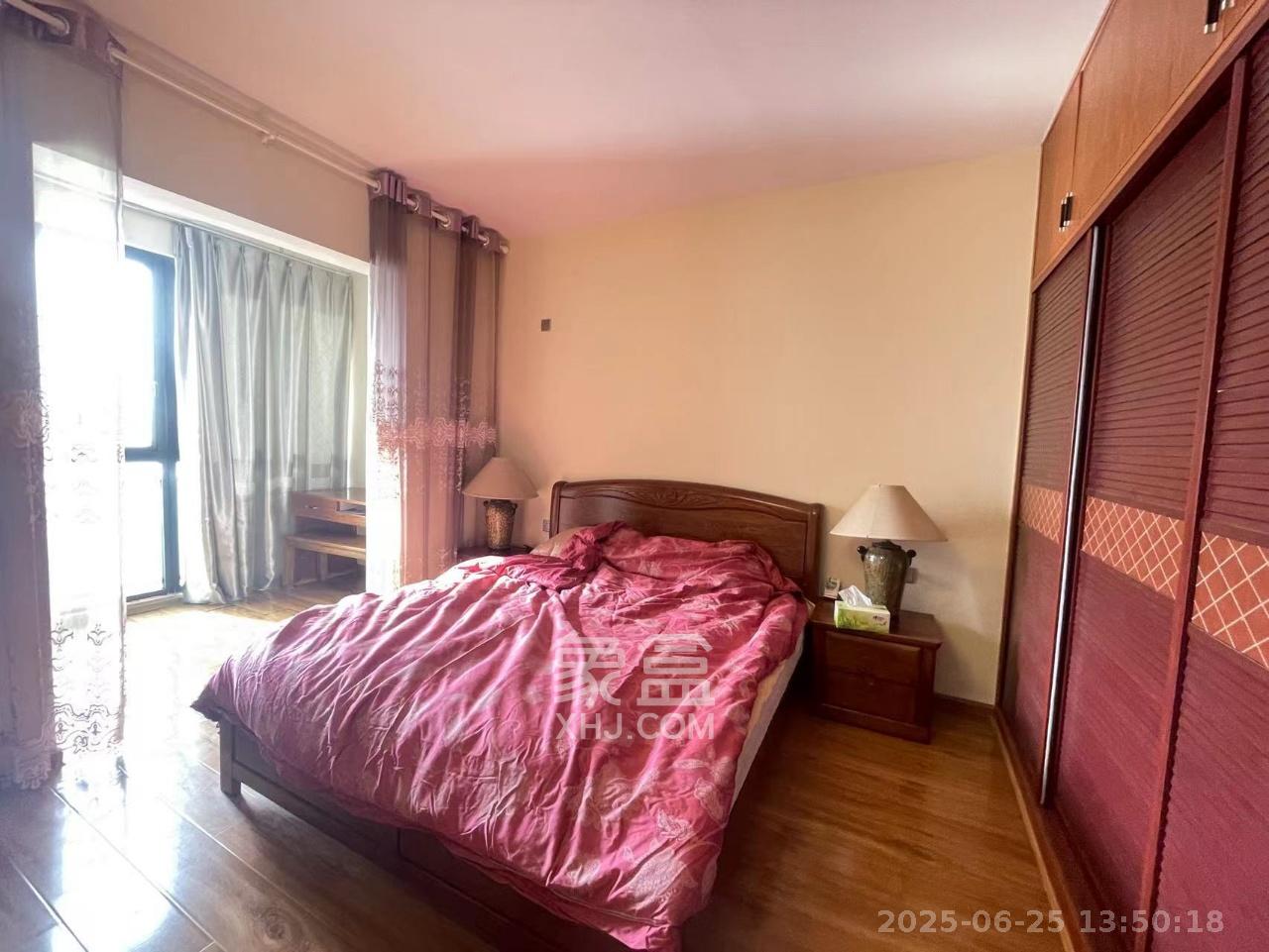 兴威帕克水岸 2室2厅1卫 2400.0元/月 兴威帕克水岸 2室2厅1卫 2400.0元/月室内图