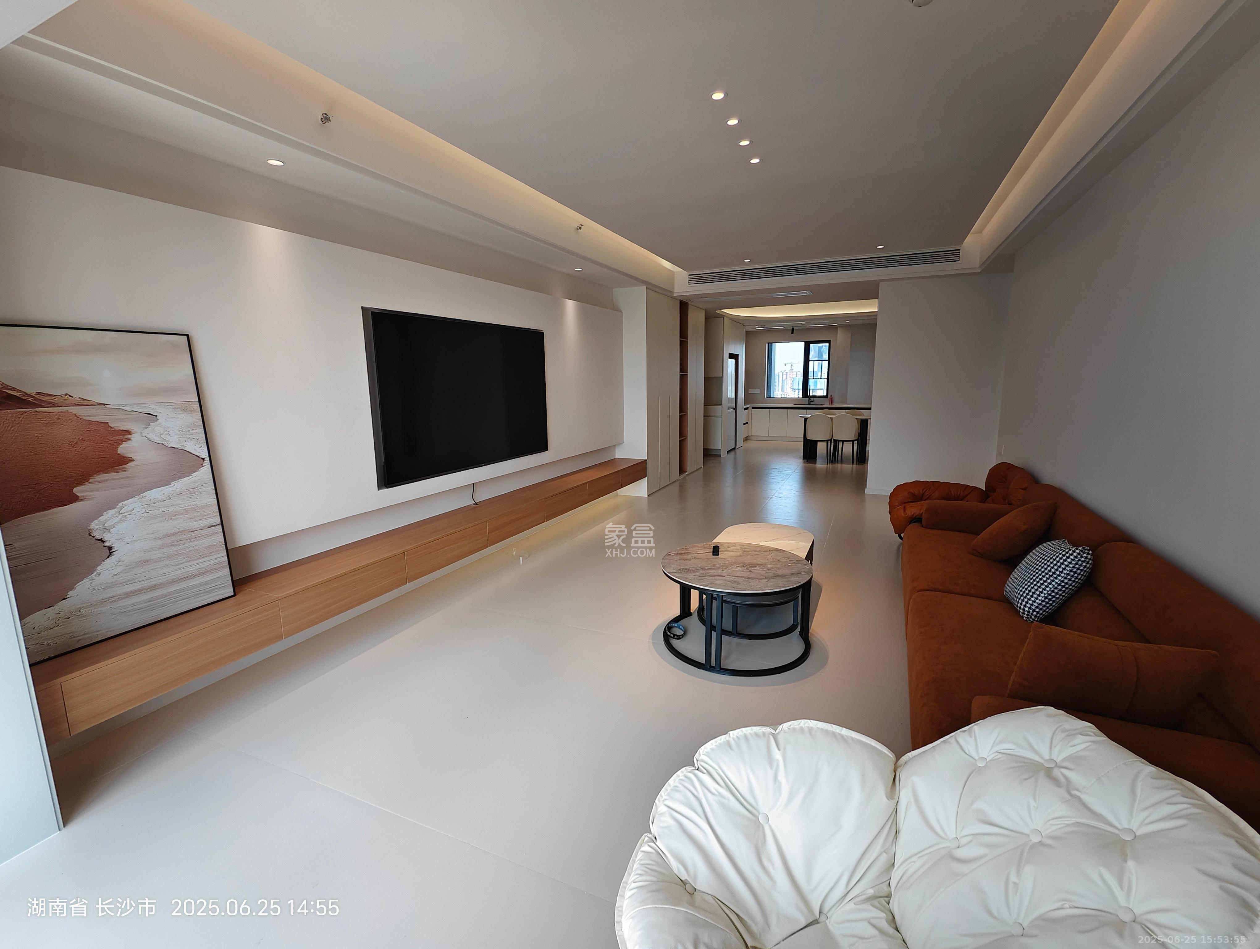 湘江颂  3室1厅2卫    8000.0元/月室内图