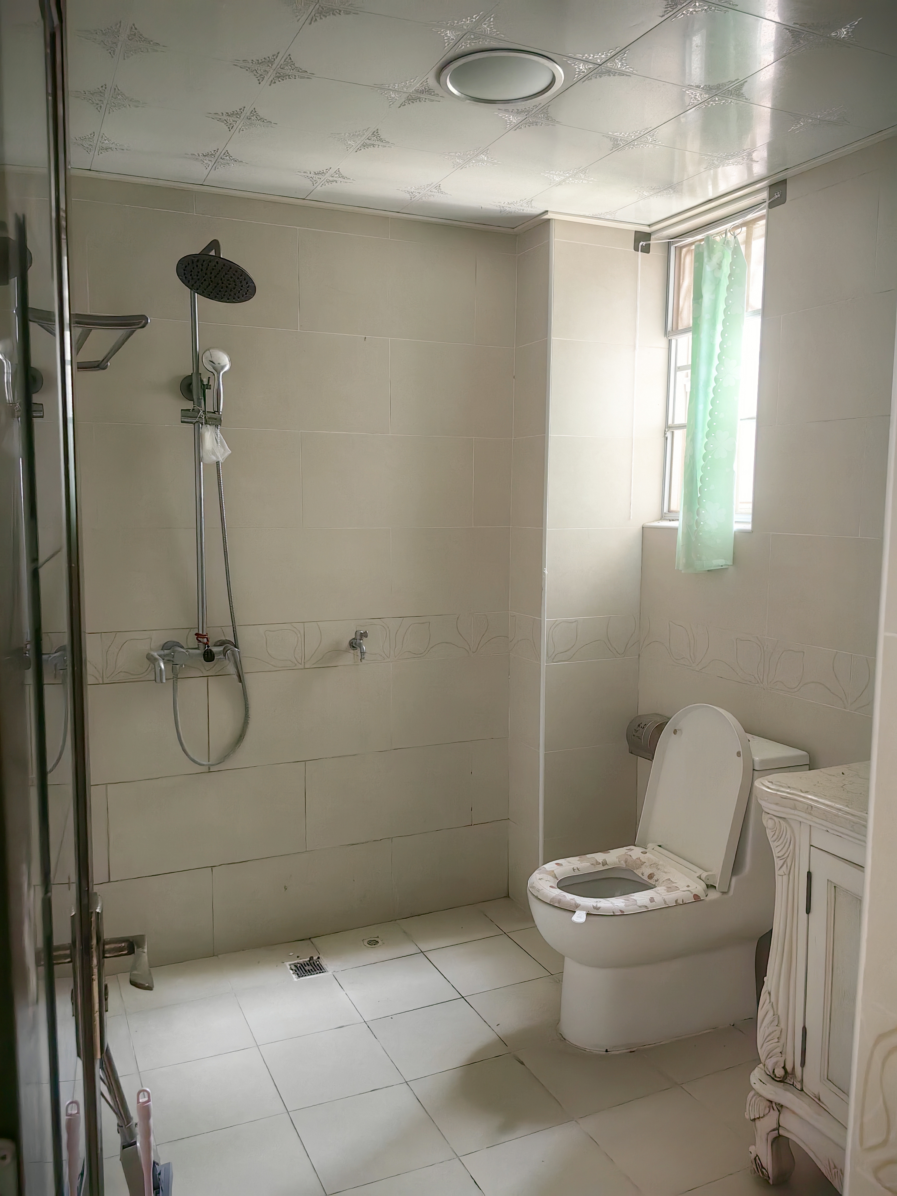 海南省公安消防总队海甸住宅小区 3室2厅2卫 3500.0元/月 海南省公安消防总队海甸住宅小区 3室2厅2卫 3500.0元/月室内图