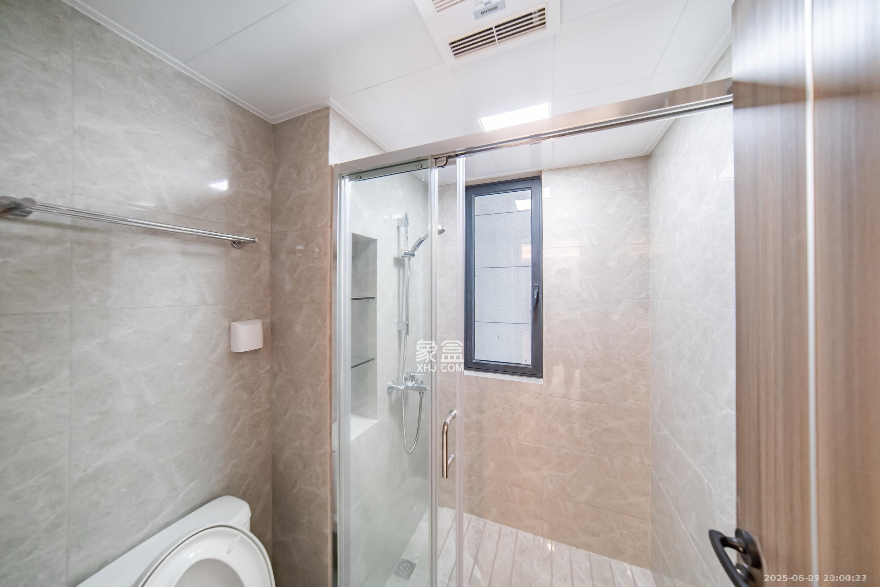 中海阅溪府  3室2厅2卫    2800.0元/月 中海阅溪府  3室2厅2卫    2800.0元/月室内图