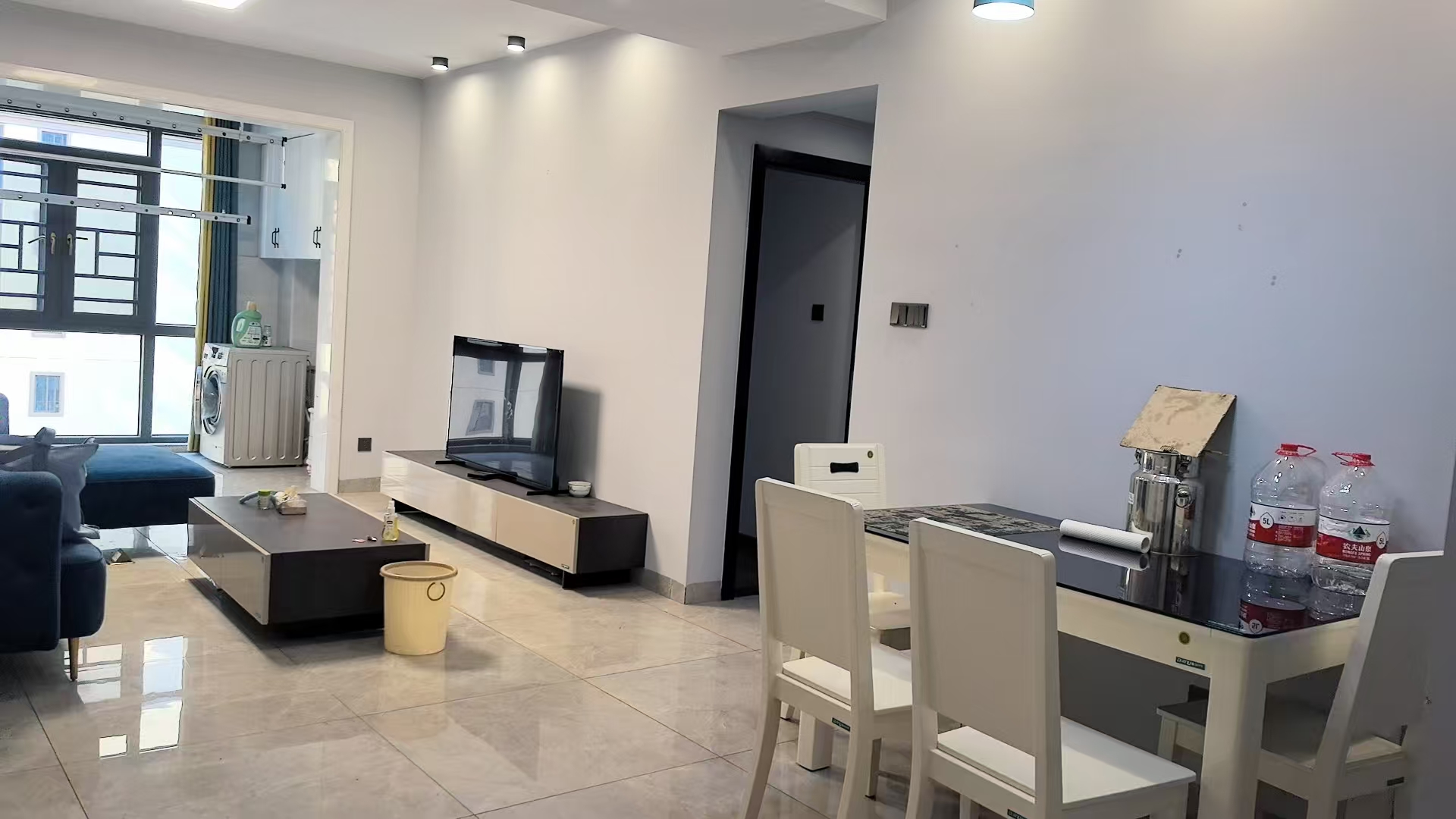 金钟时代城  2室1厅1卫    1600.0元/月 金钟时代城  2室1厅1卫    1600.0元/月室内图