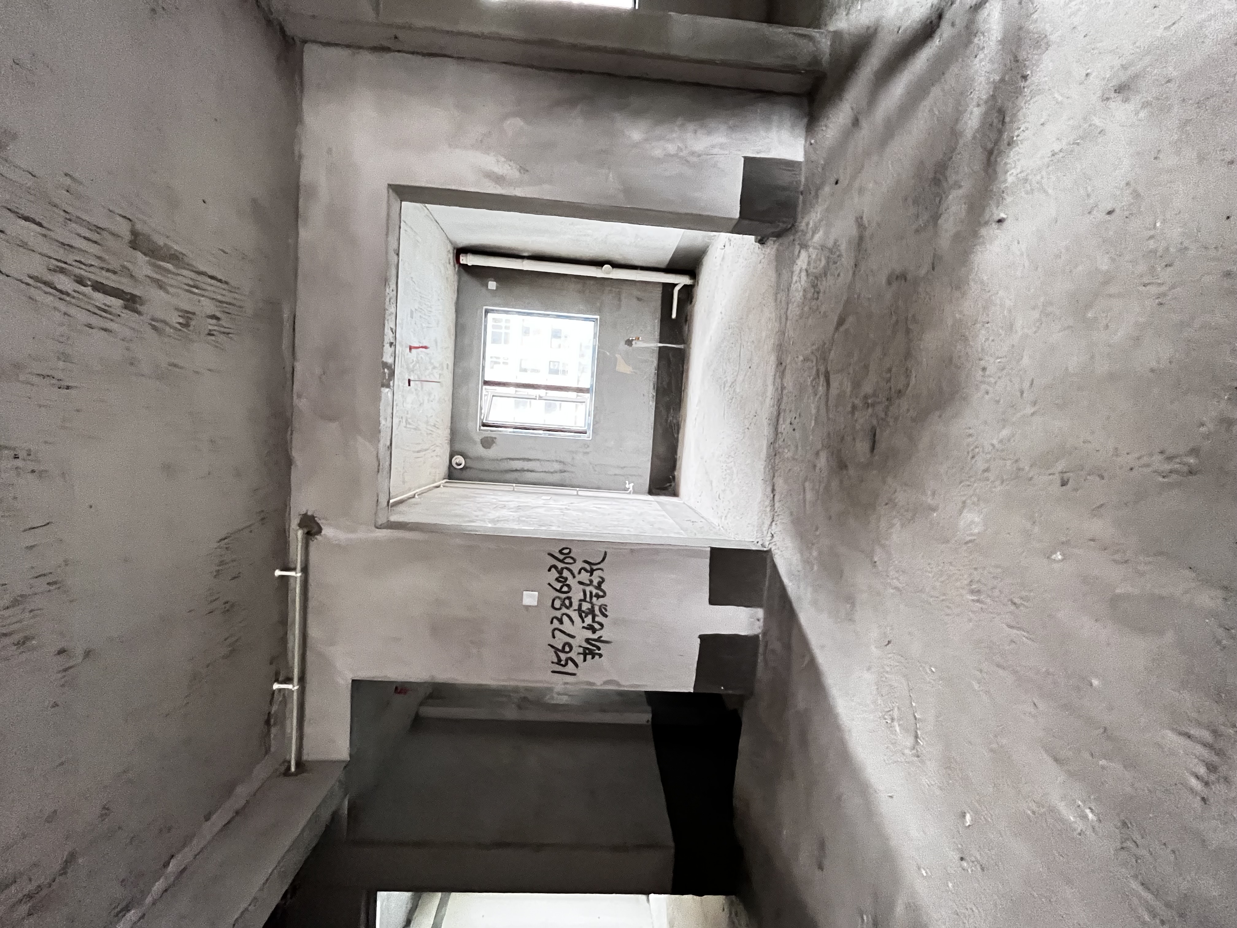 吾悦广场 5室2厅2卫 118.0万 吾悦广场 5室2厅2卫 118.0万客厅