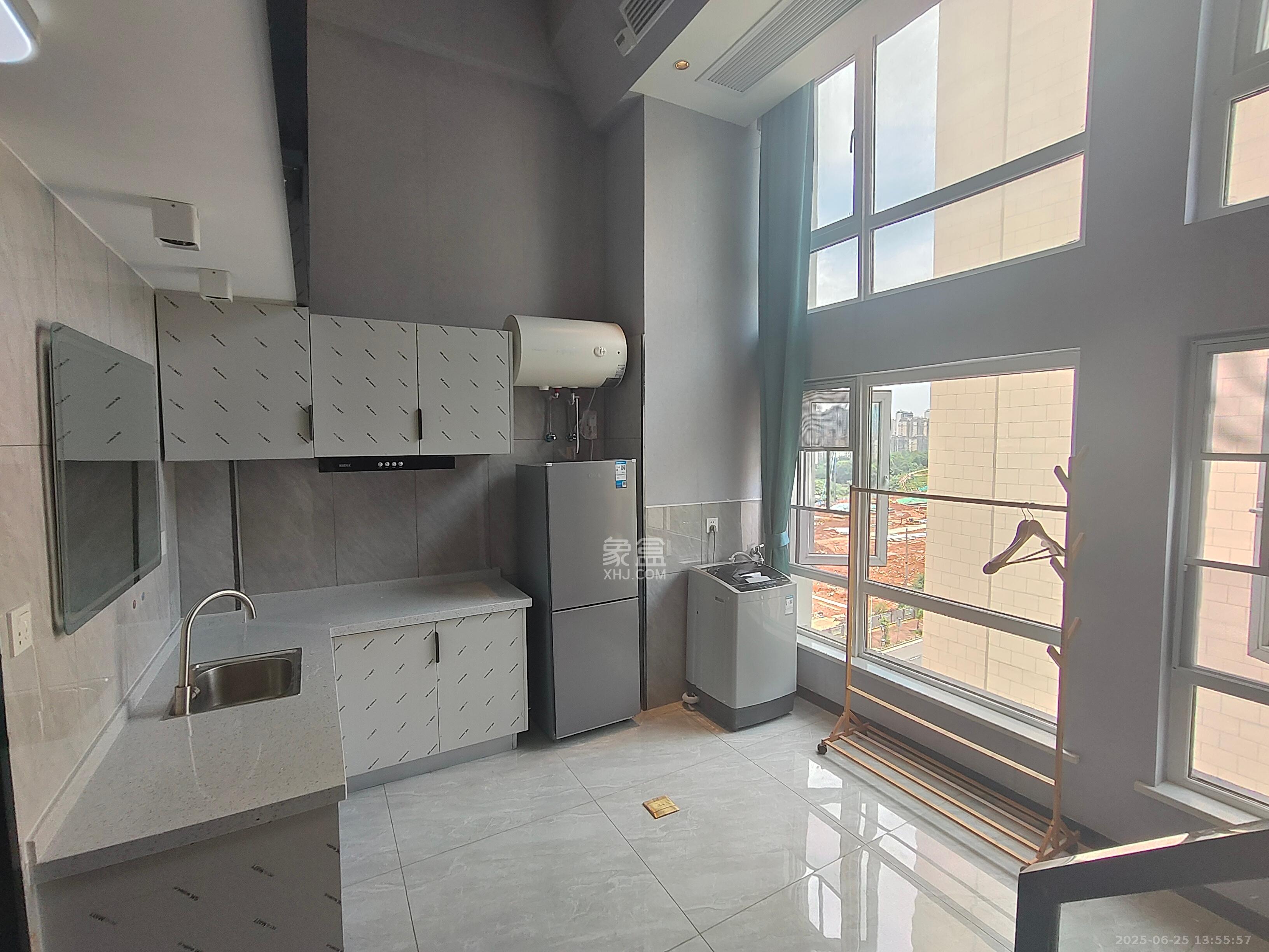 金地铂悦 1室0厅0卫 1800.0元/月 金地铂悦 1室0厅0卫 1800.0元/月室内图