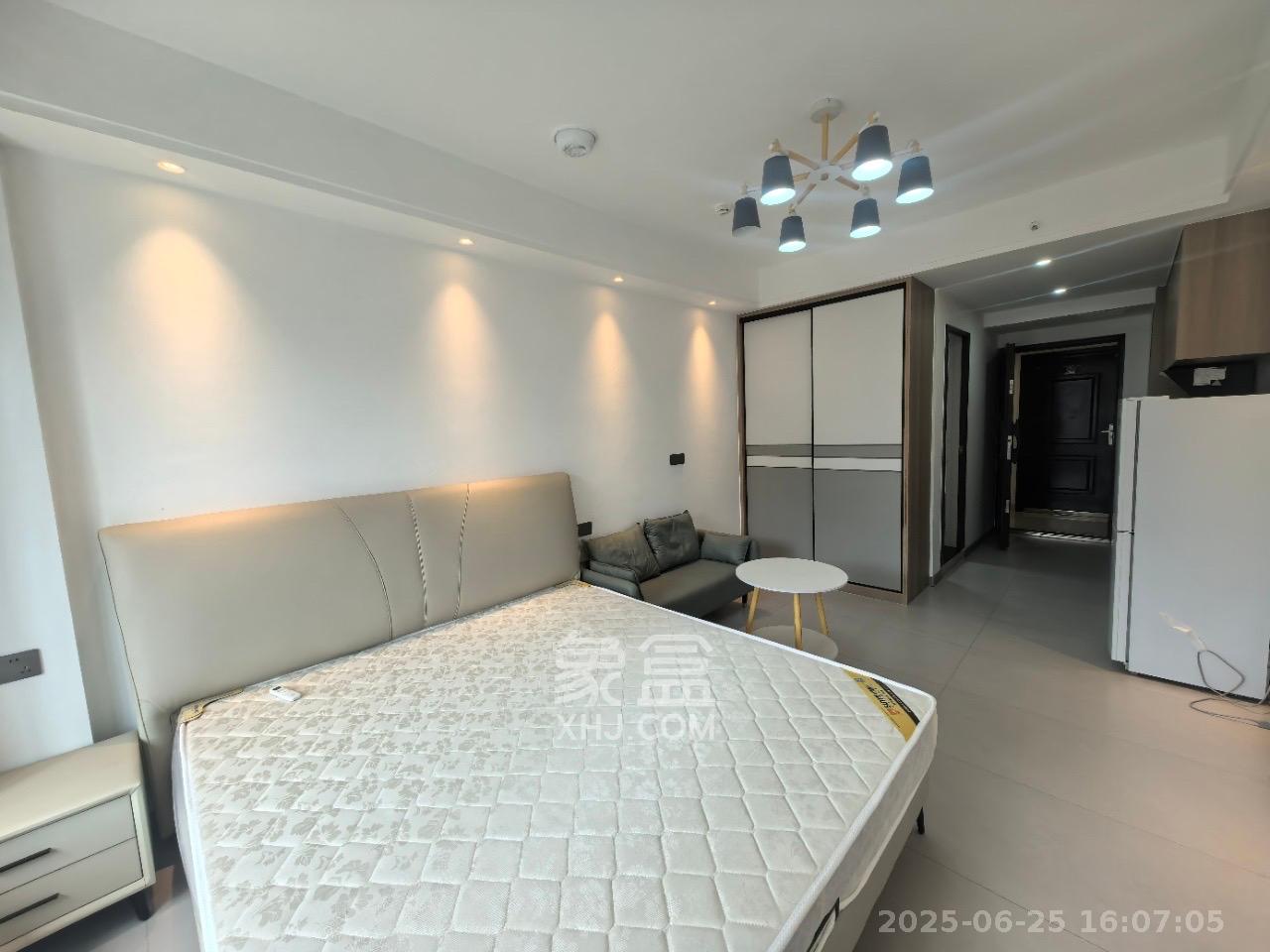 弘阳万侯府 1室0厅0卫 1300.0元/月 弘阳万侯府 1室0厅0卫 1300.0元/月室内图