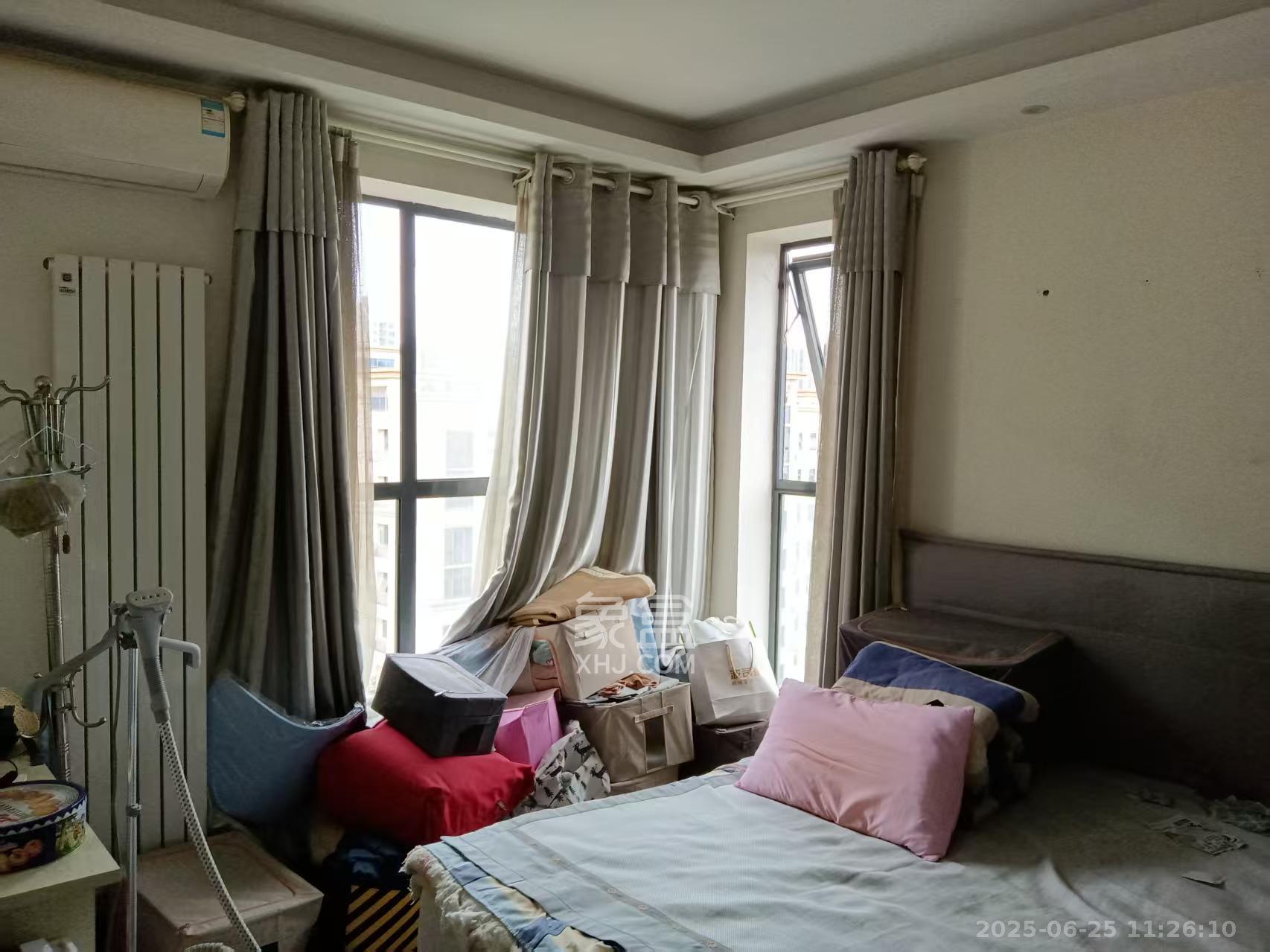 长盛岚庭 3室2厅1卫 2800.0元/月 长盛岚庭 3室2厅1卫 2800.0元/月室内图