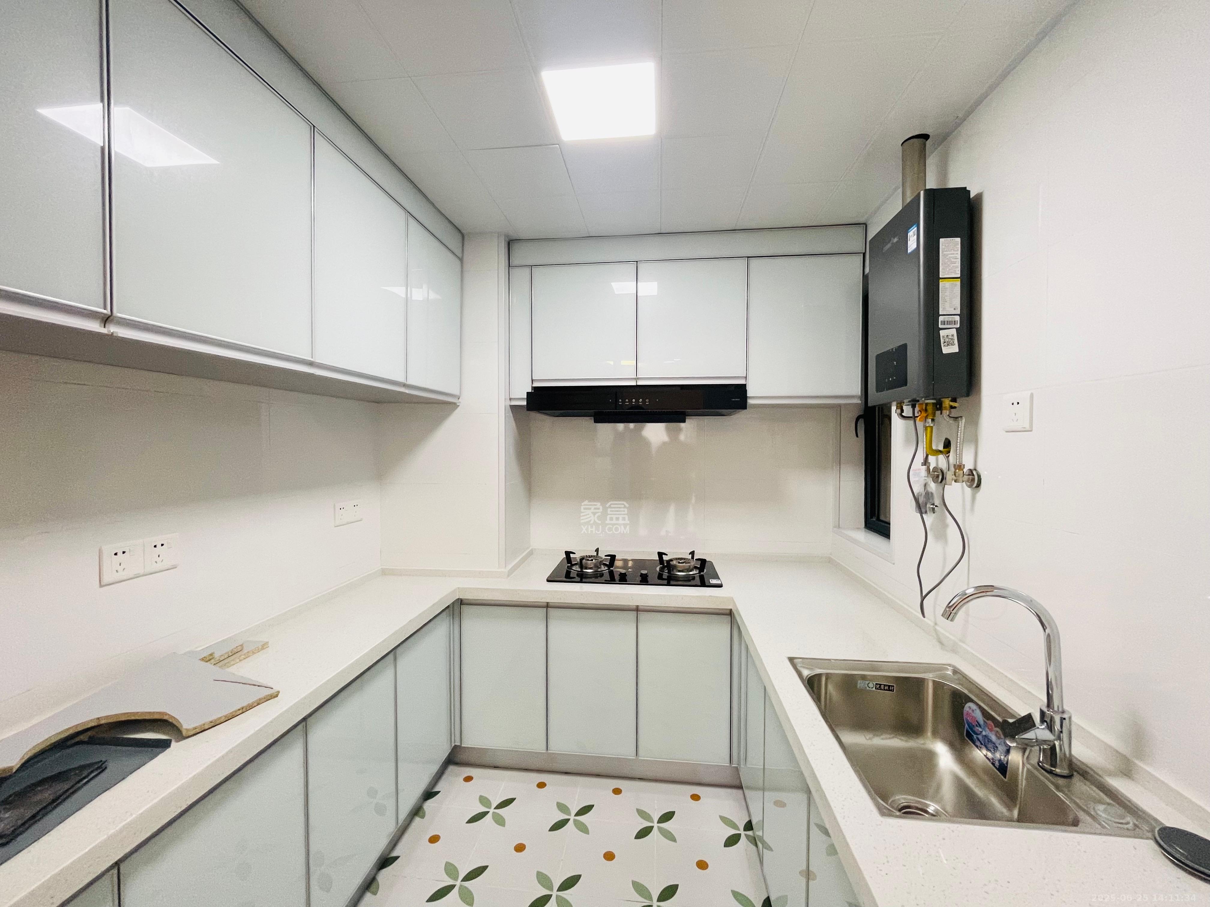 中建嘉和城 3室2厅1卫 1600.0元/月 中建嘉和城 3室2厅1卫 1600.0元/月室内图