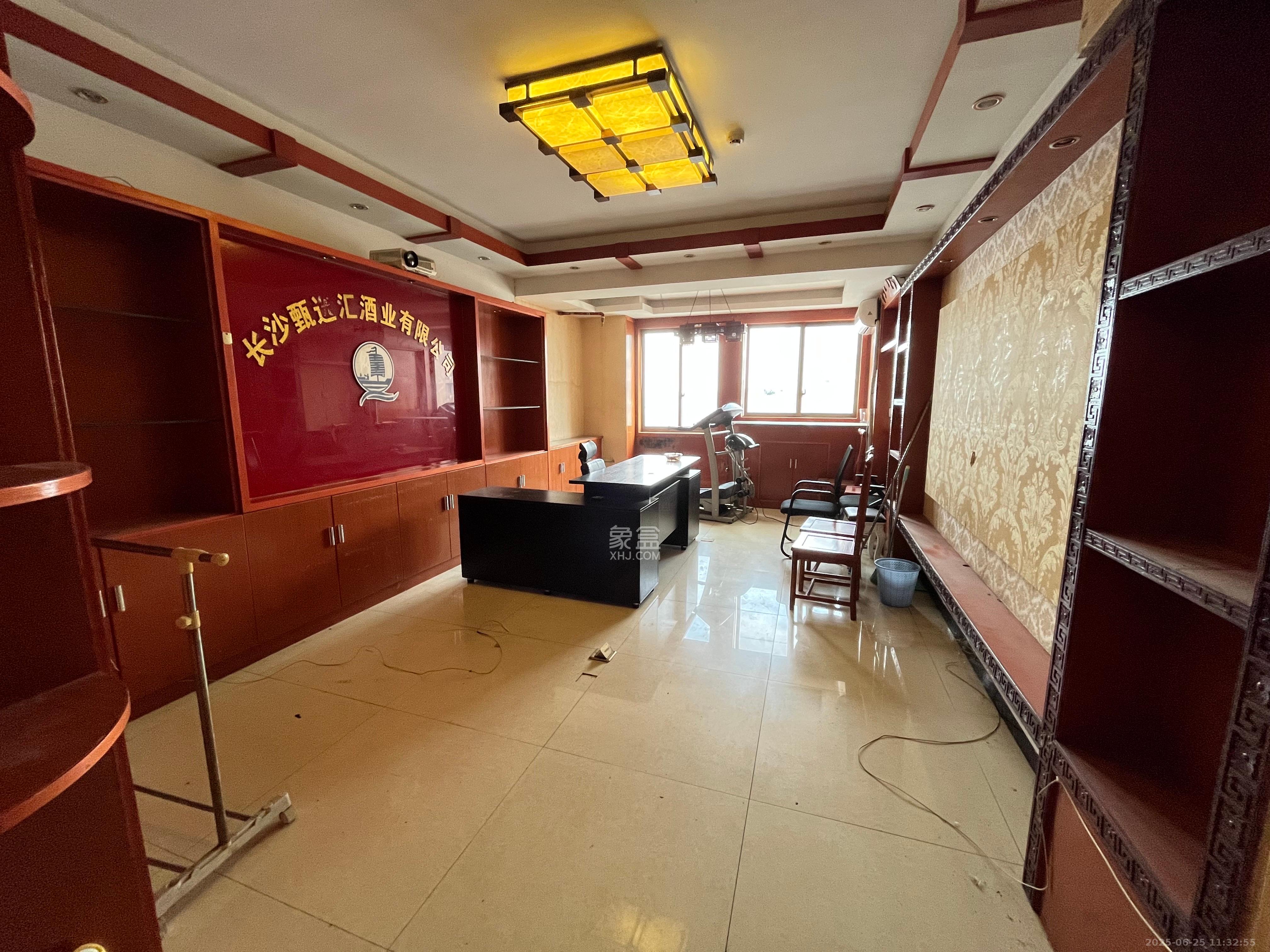 汇达国际公馆(汇达大厦) 1室1厅1卫 1300.0元/月 汇达国际公馆(汇达大厦) 1室1厅1卫 1300.0元/月室内图