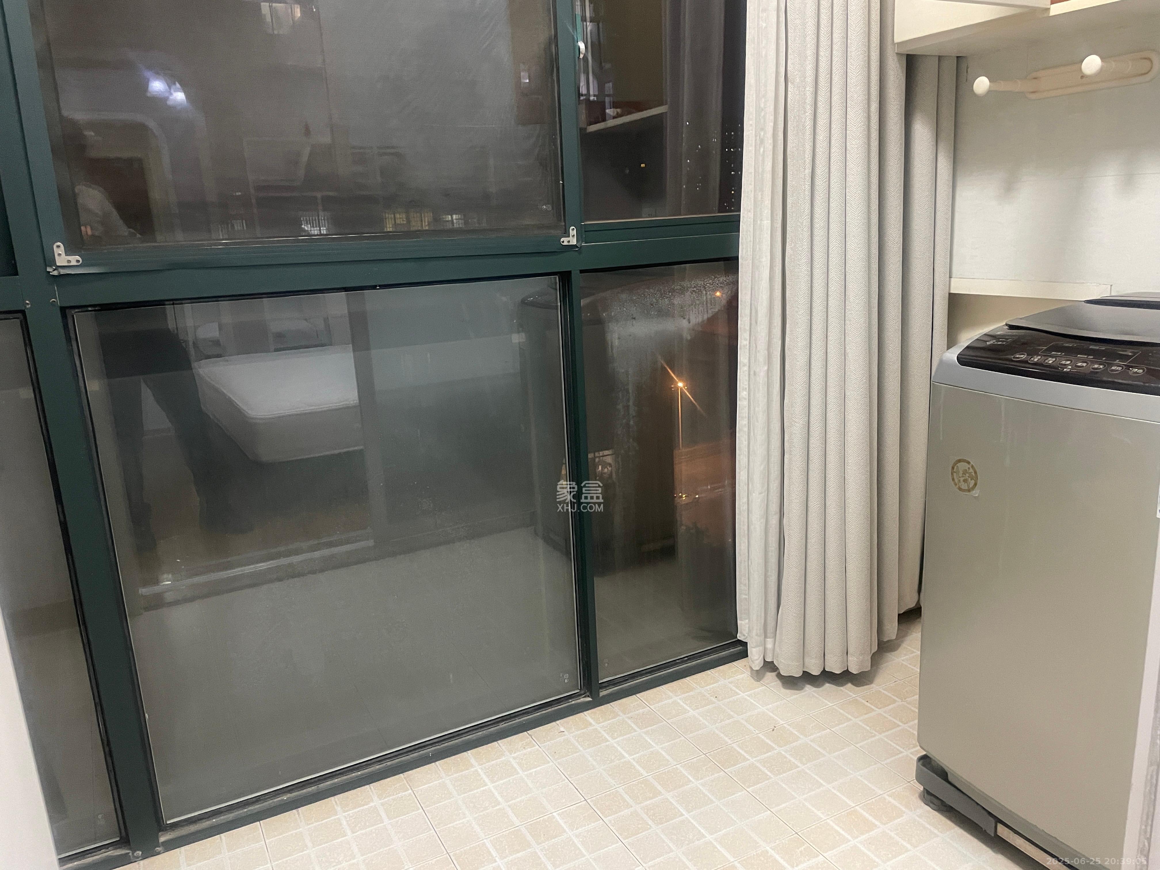 尊邸华庭  1室1厅1卫   1500.00元/月室内图