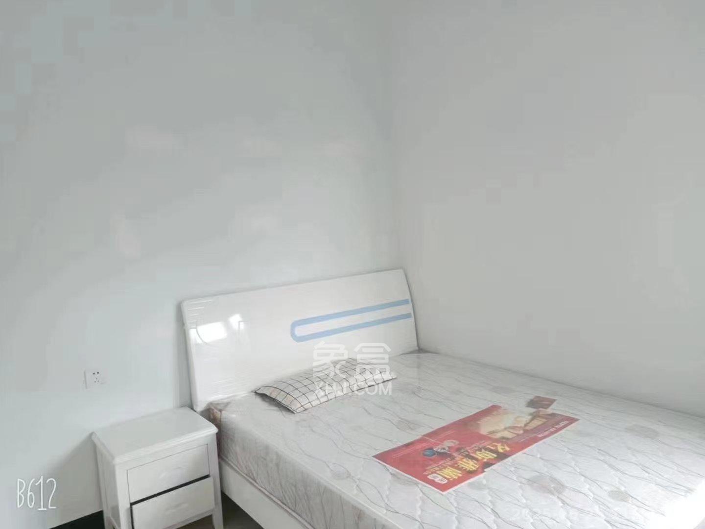 恒基凯旋门三期  3室2厅1卫   2100.00元/月室内图