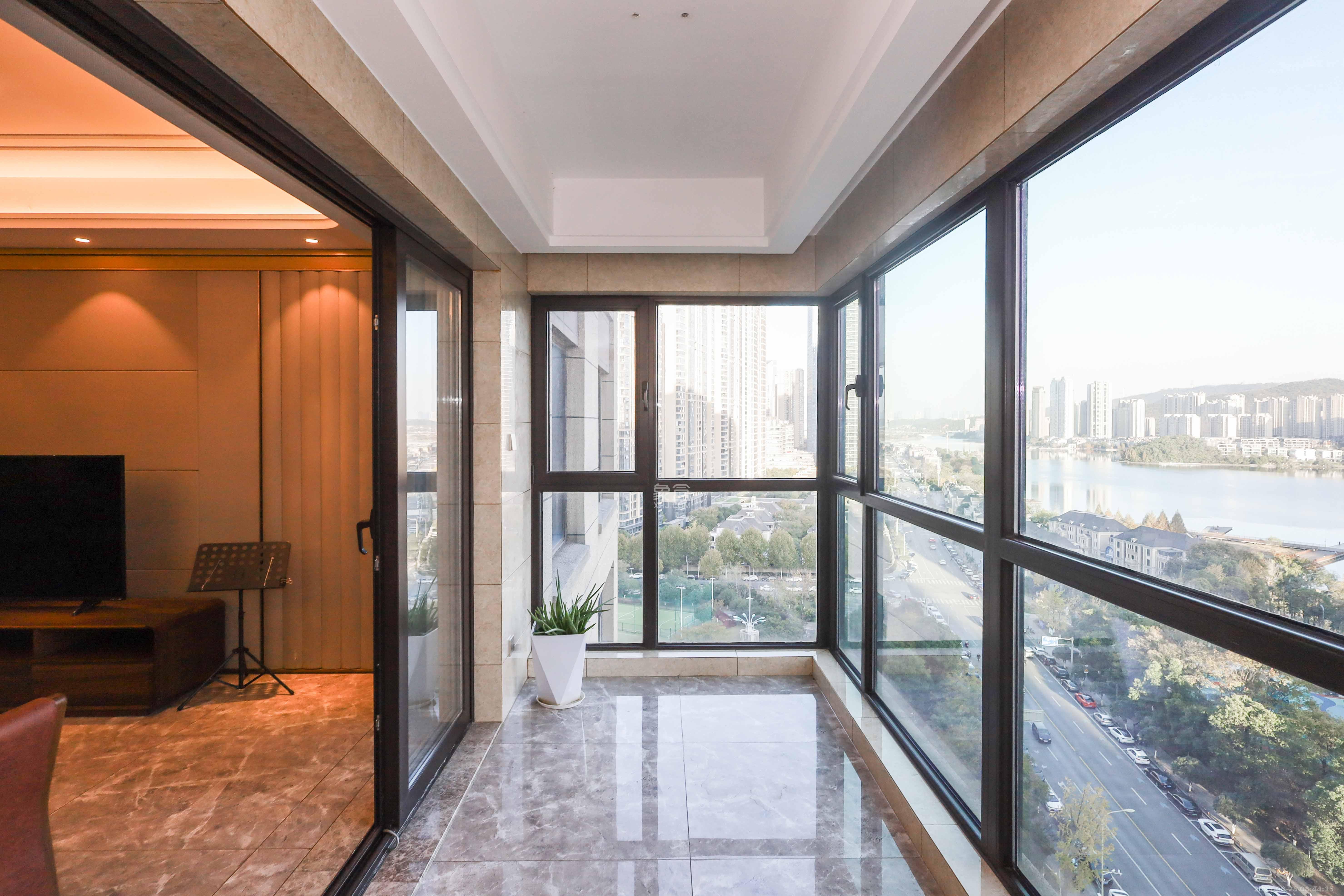 晟通牡丹舸  3室2厅2卫    310.0万 晟通牡丹舸  3室2厅2卫    310.0万阳台