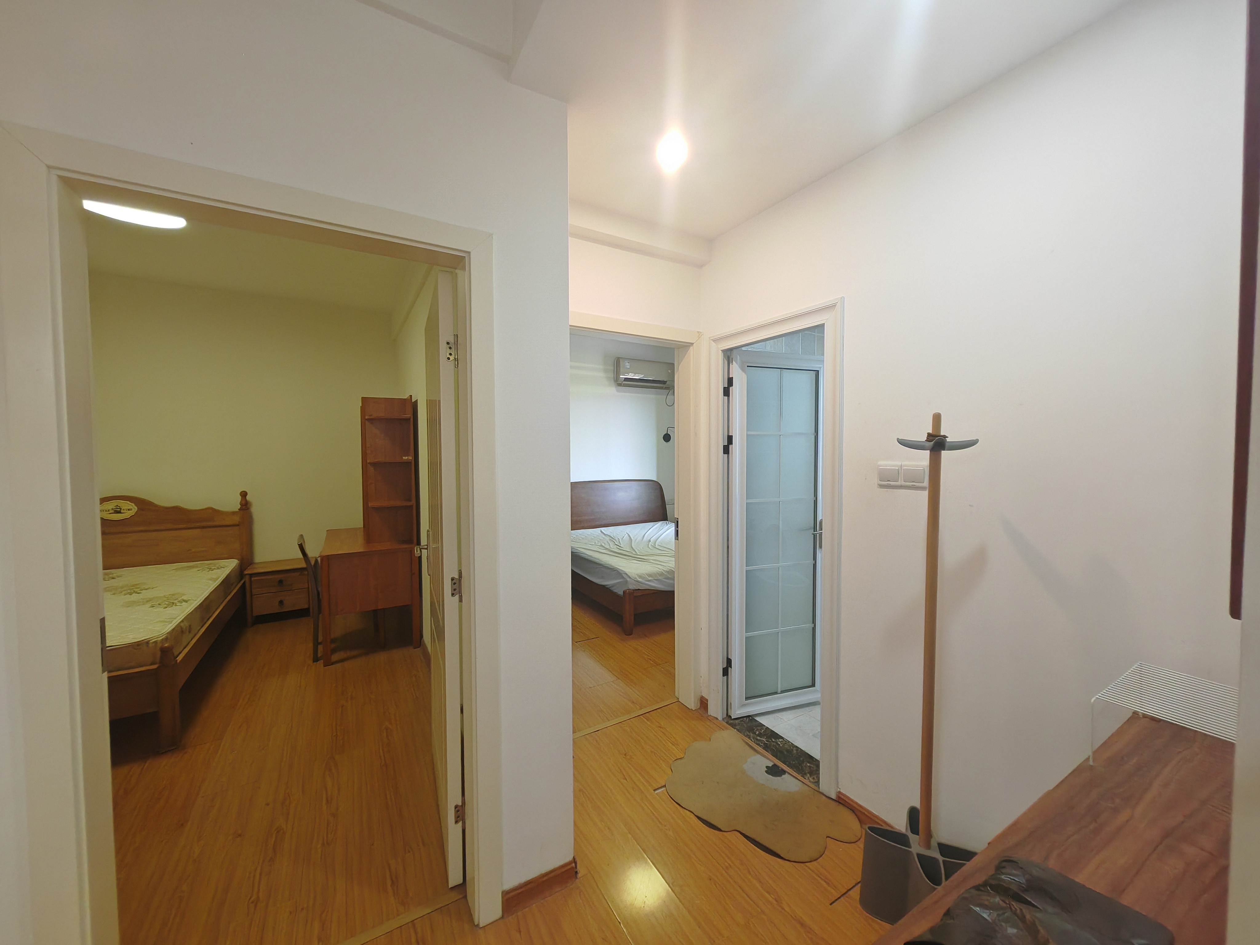 佳宝花园 2室2厅1卫 2300.0元/月 佳宝花园 2室2厅1卫 2300.0元/月室内图