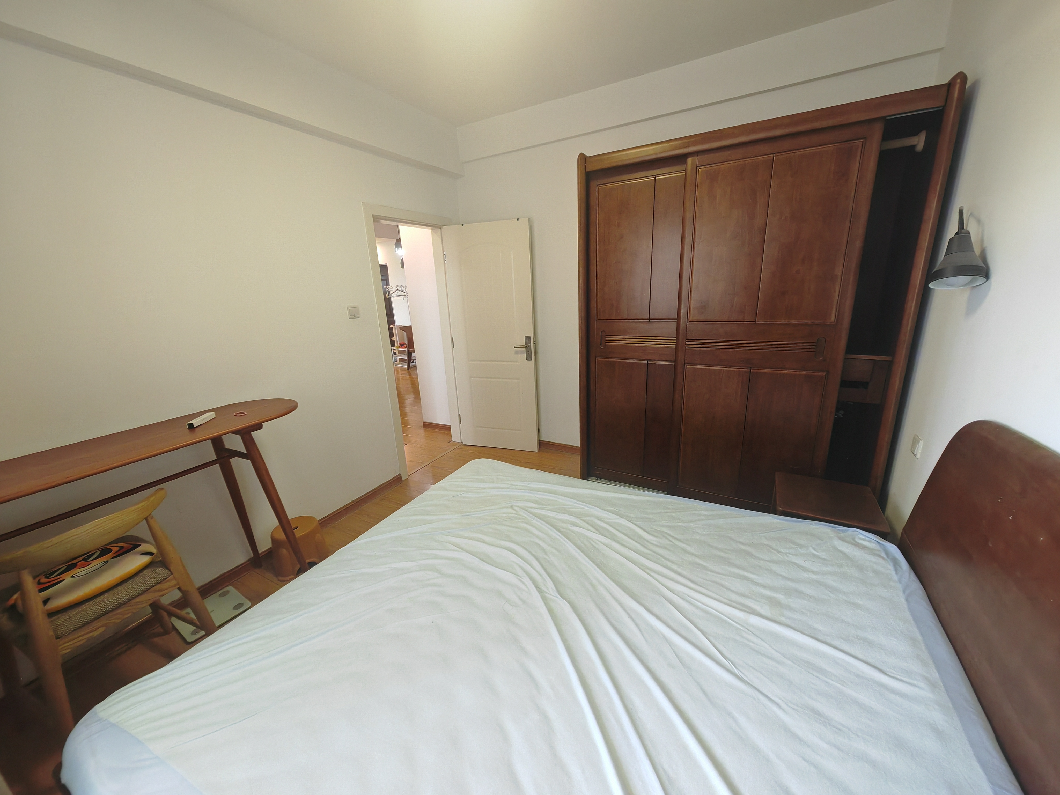 佳宝花园 2室2厅1卫 2300.0元/月 佳宝花园 2室2厅1卫 2300.0元/月室内图