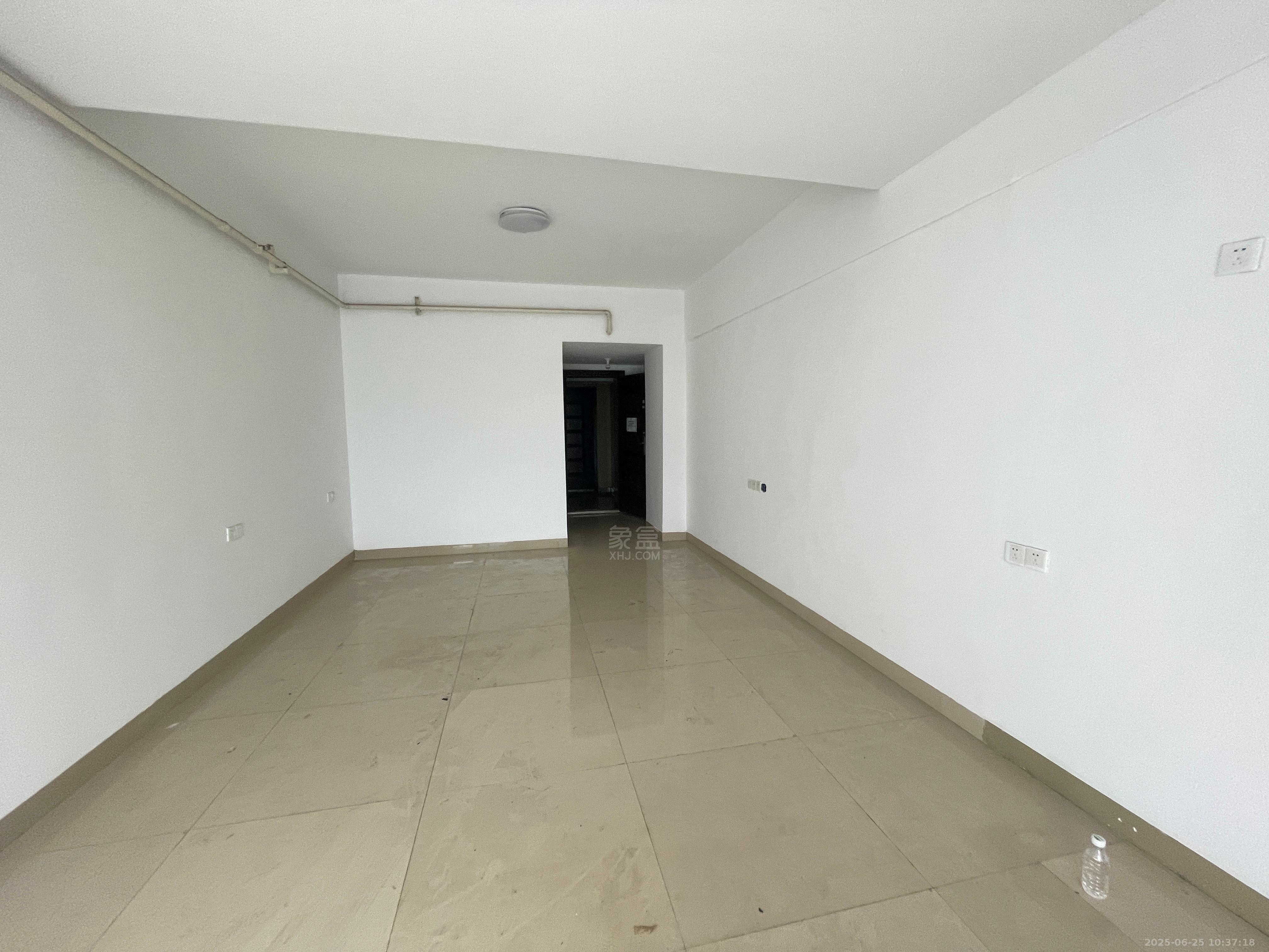 国际公馆(美的时代广场) 1室1厅1卫 1000.0元/月 国际公馆(美的时代广场) 1室1厅1卫 1000.0元/月室内图