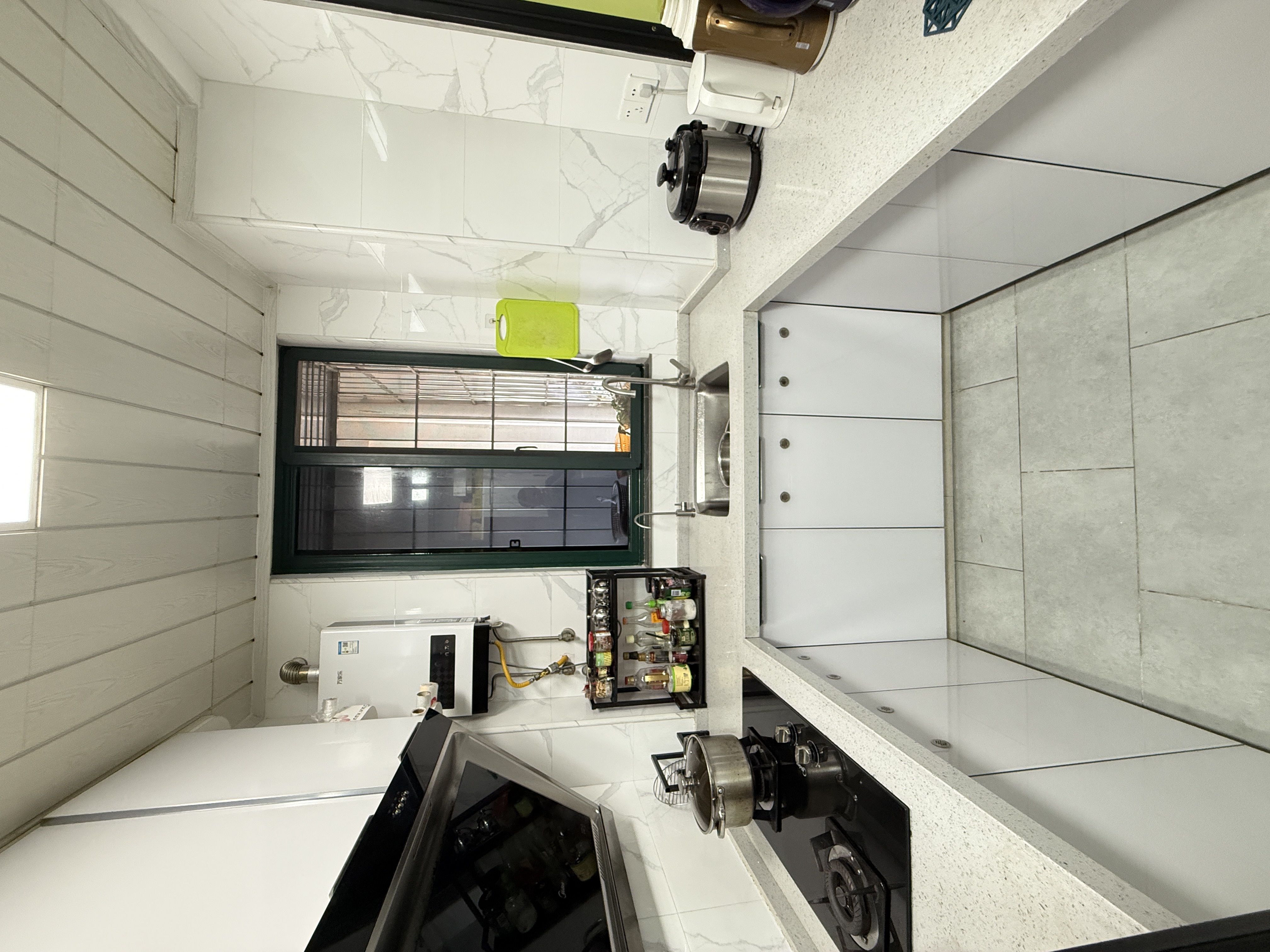 海顿大厦 2室1厅1卫 2300.0元/月 海顿大厦 2室1厅1卫 2300.0元/月室内图