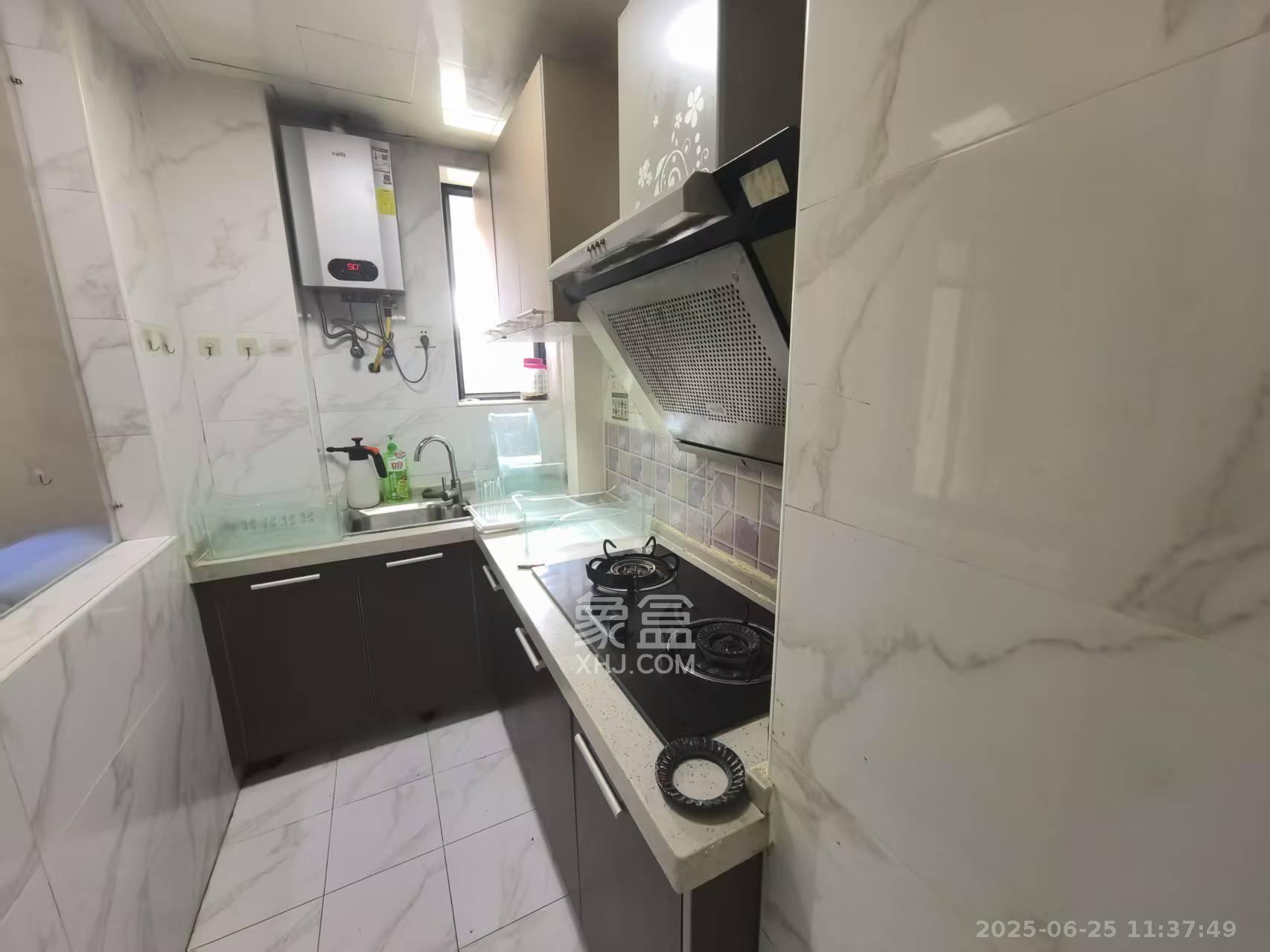 加加大街（华景苑）  1室1厅1卫   1600.00元/月室内图