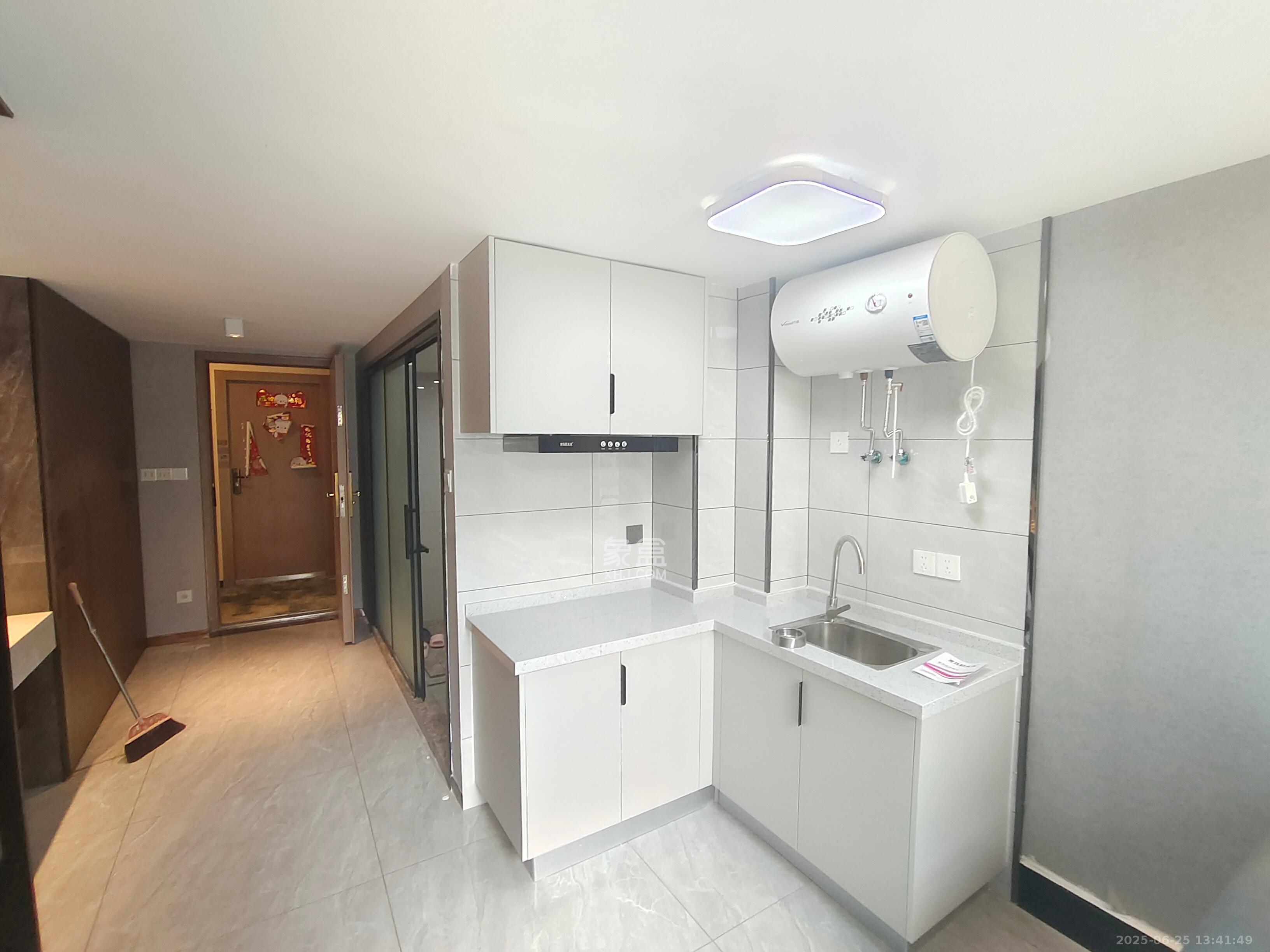 金地铂悦  1室0厅0卫    1600.0元/月 金地铂悦  1室0厅0卫    1600.0元/月室内图