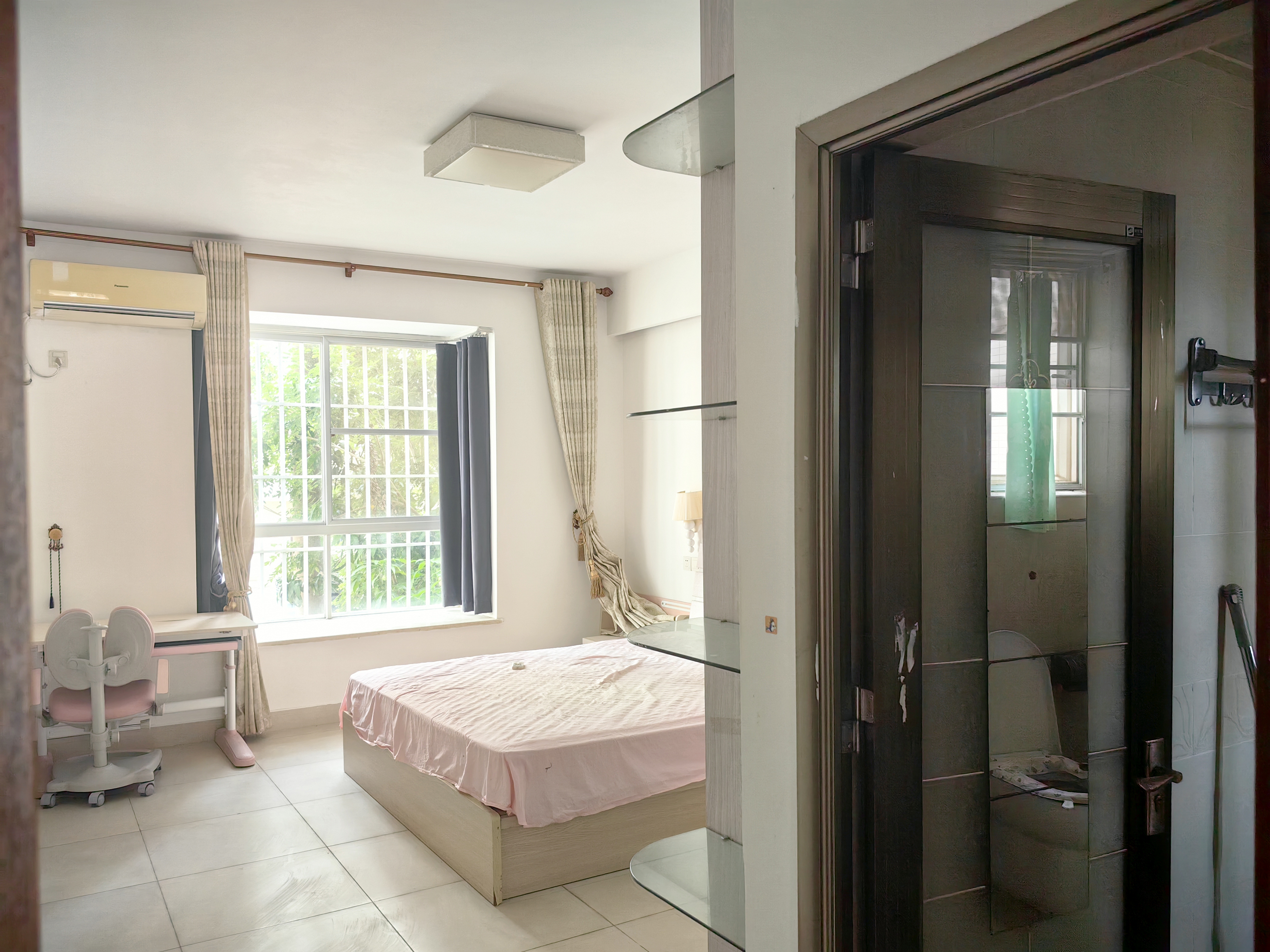 海南省公安消防总队海甸住宅小区 3室2厅2卫 3500.0元/月 海南省公安消防总队海甸住宅小区 3室2厅2卫 3500.0元/月室内图