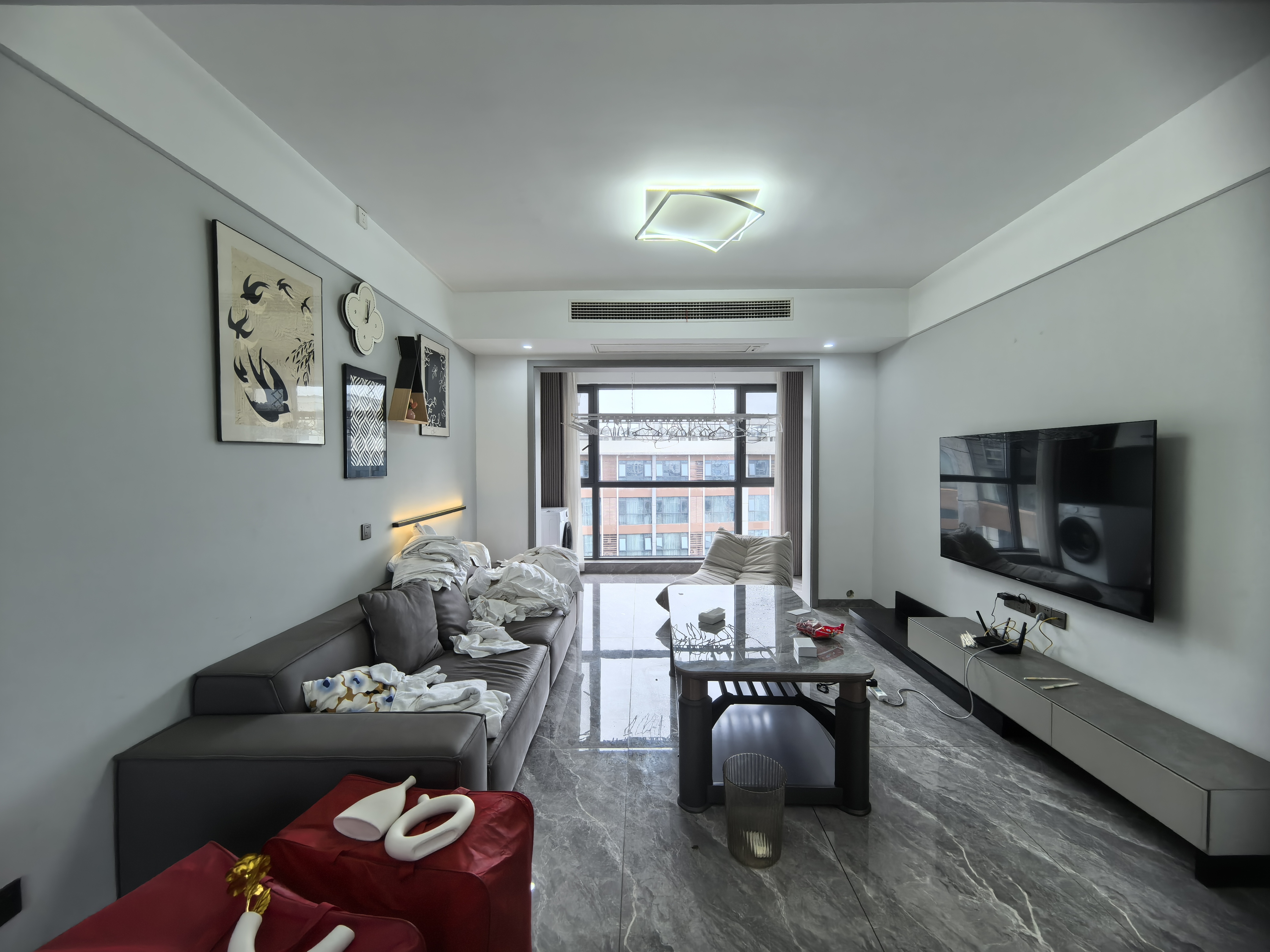 靛达广场 3室2厅1卫 2500.0元/月 靛达广场 3室2厅1卫 2500.0元/月室内图