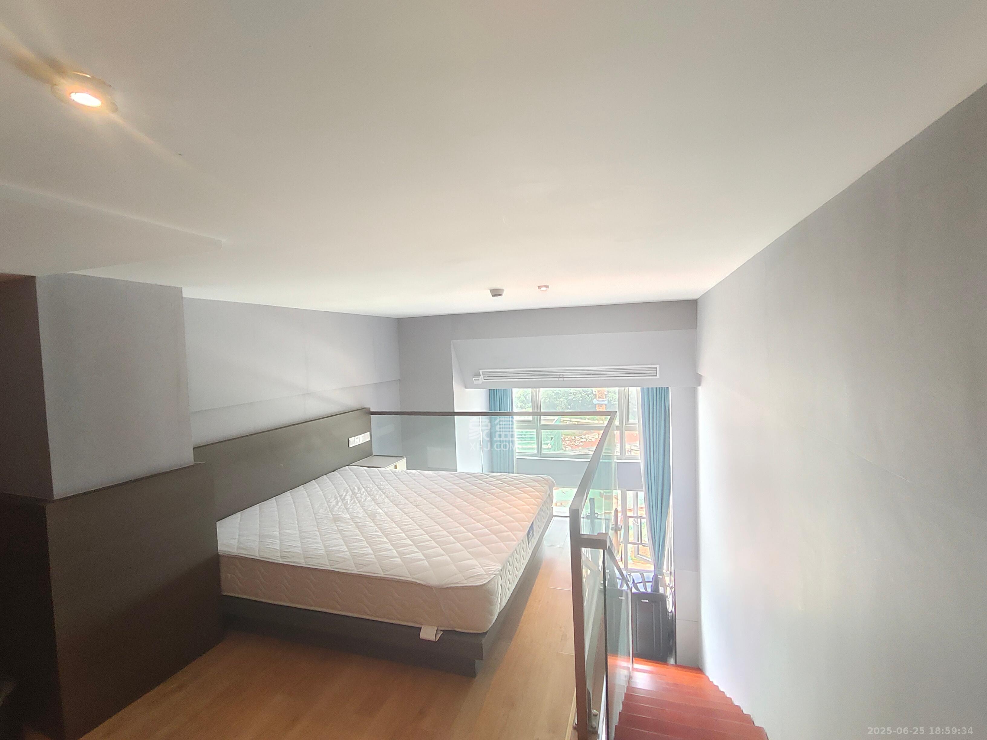 金地铂悦  1室0厅0卫    1800.0元/月室内图