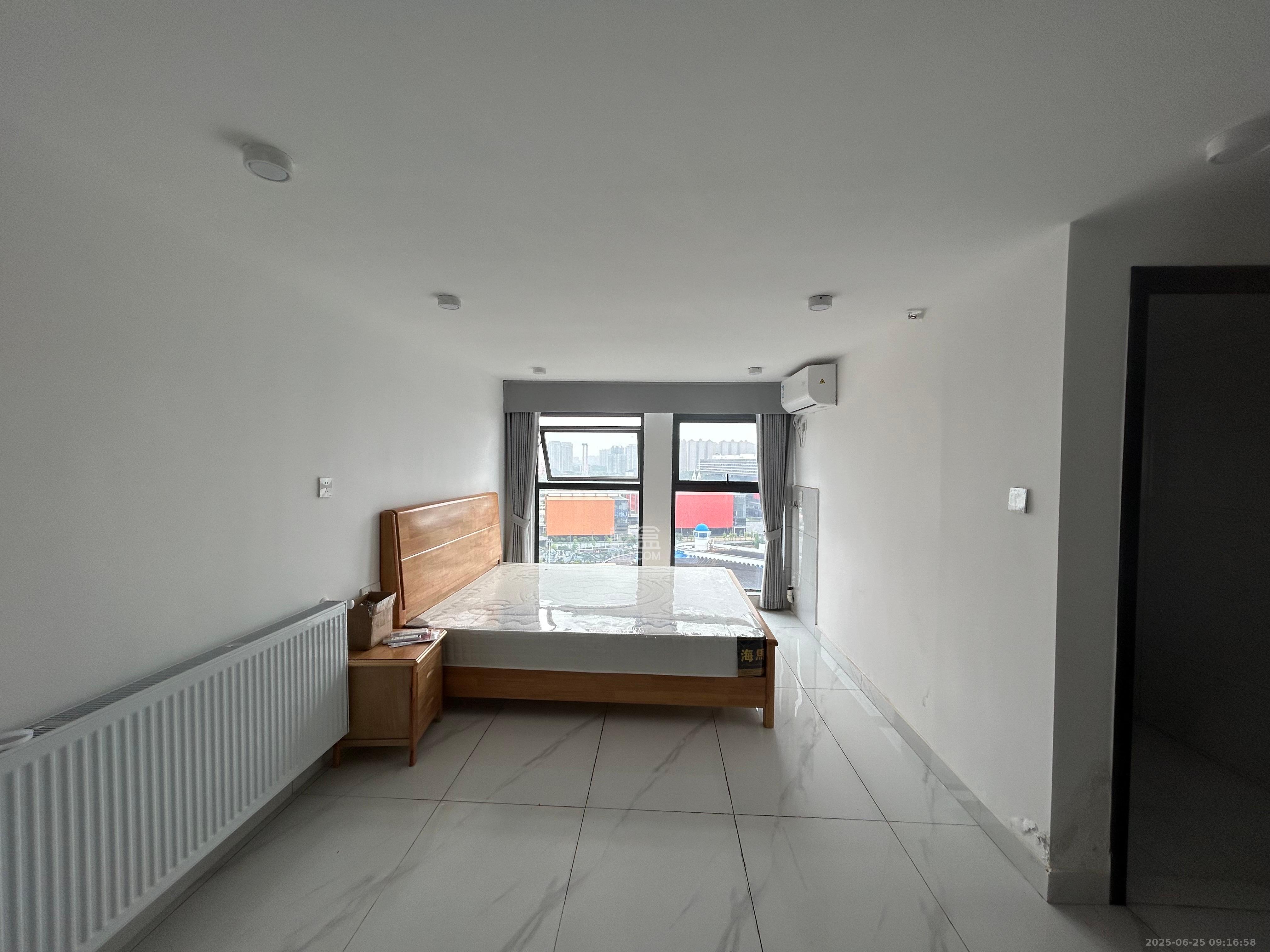 九玺铭城(九玺华府) 2室2厅2卫 1200.0元/月 九玺铭城(九玺华府) 2室2厅2卫 1200.0元/月室内图