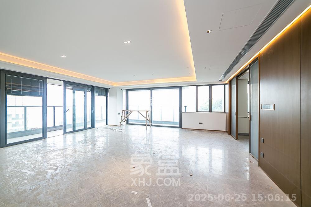 万科紫台  4室2厅3卫   11000.00元/月室内图