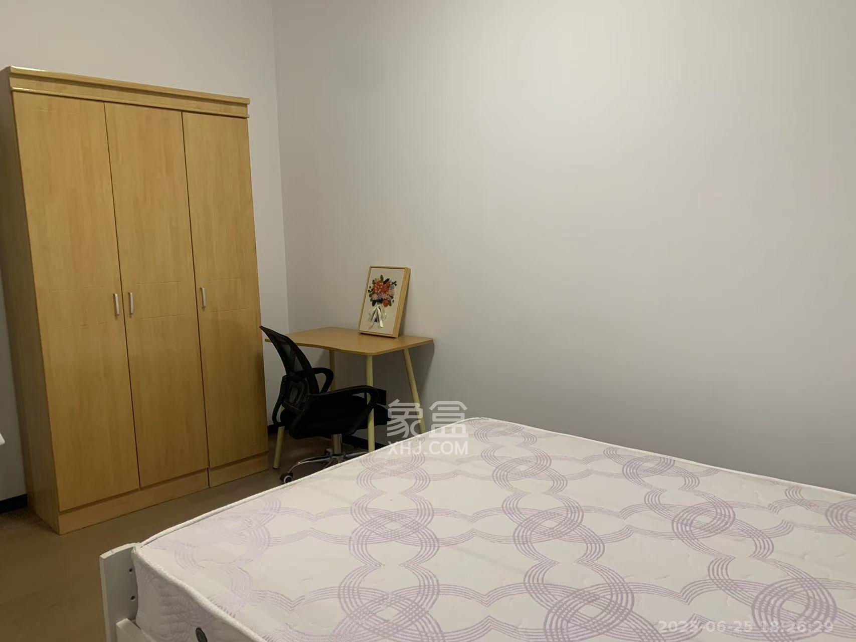 欣利梅溪左岸  3室2厅2卫   3100.00元/月室内图