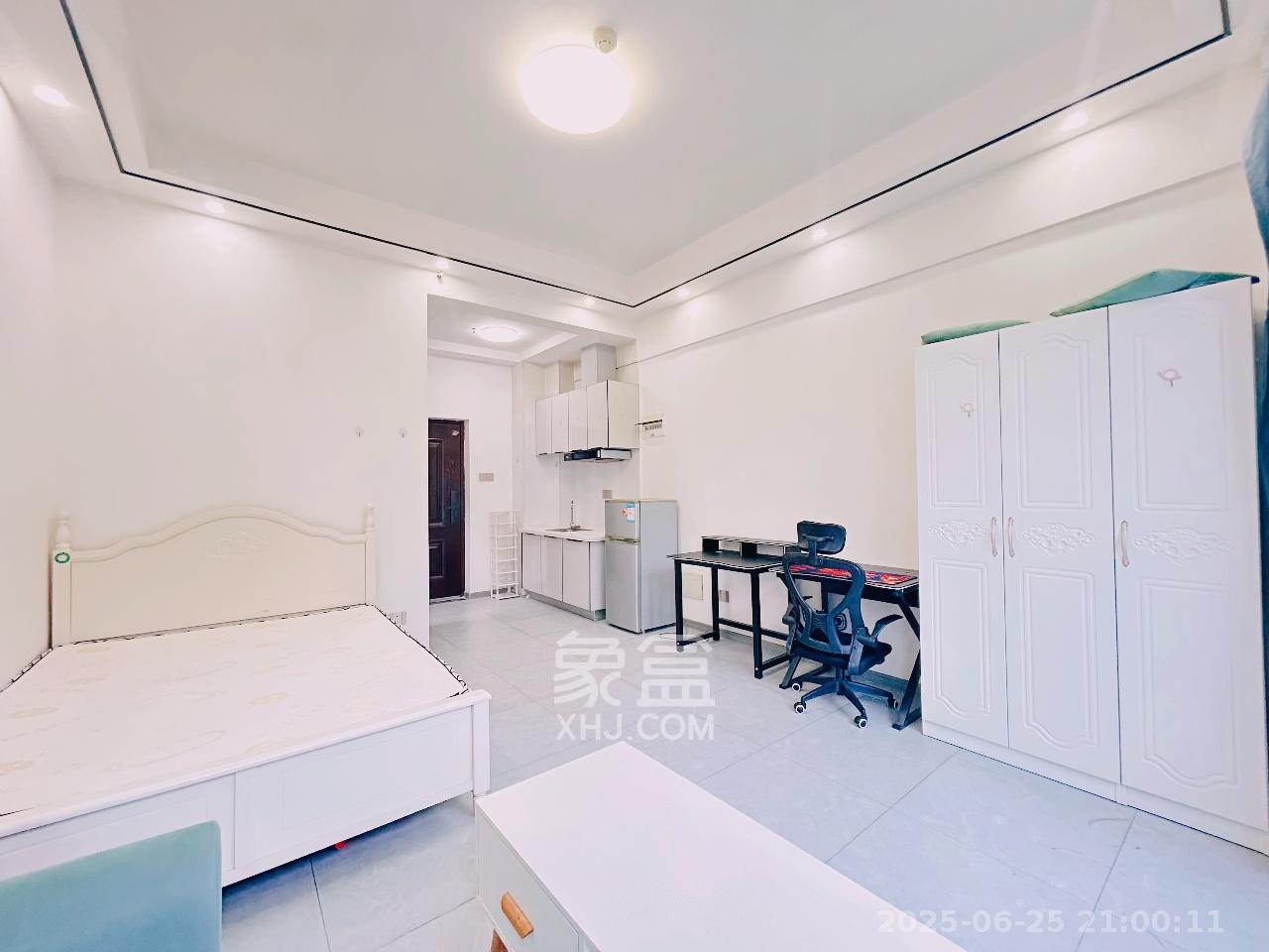 裕天国际商汇中心  1室0厅1卫    1600.0元/月室内图