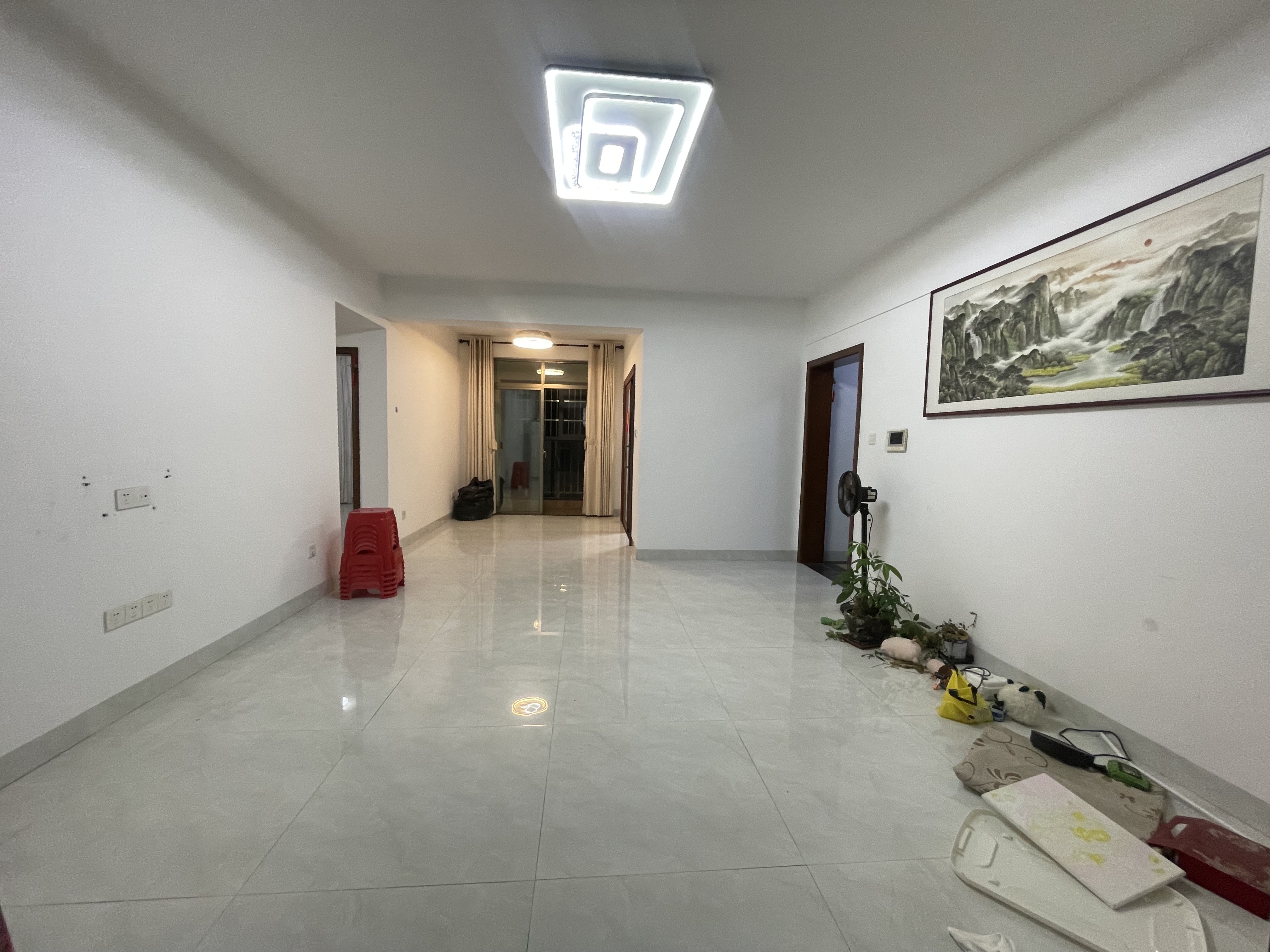 滨江绿都 3室2厅2卫 2500.0元/月 滨江绿都 3室2厅2卫 2500.0元/月户型图