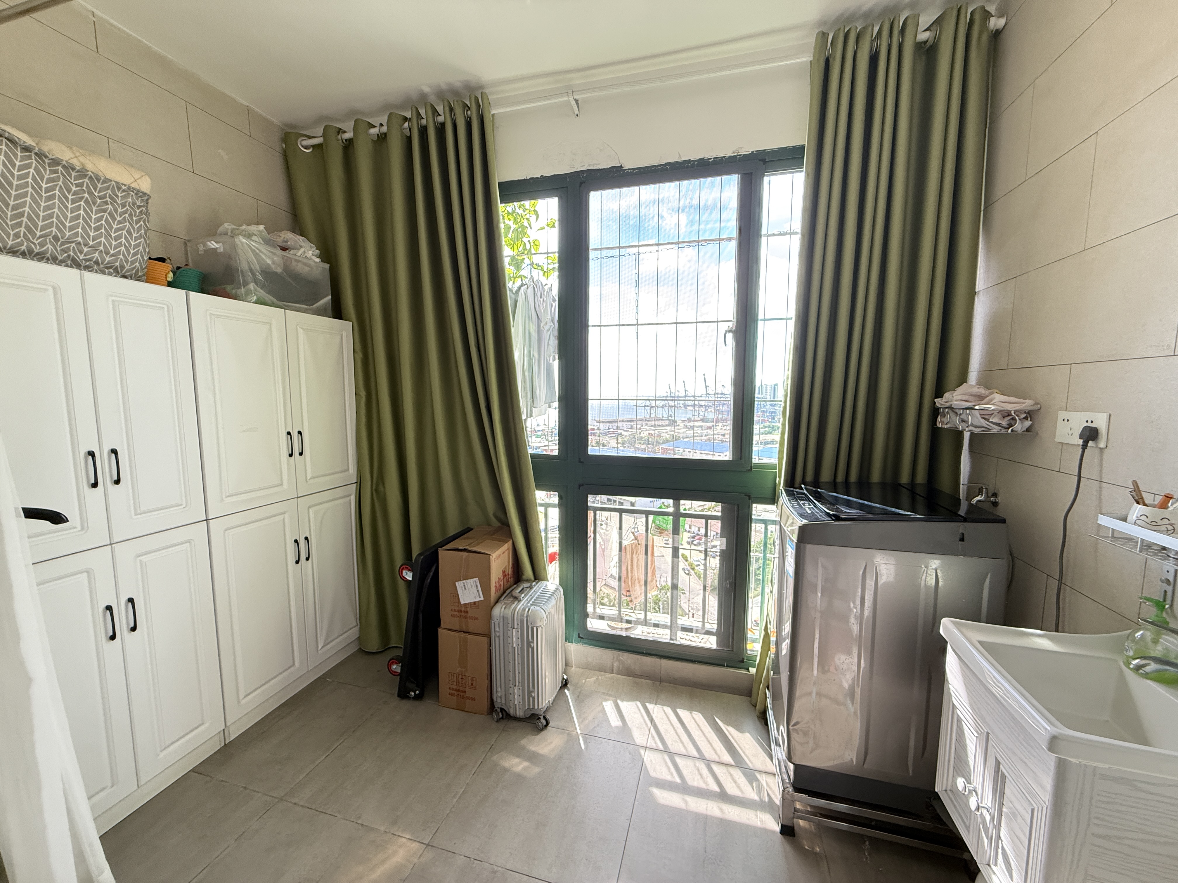 海顿大厦 2室1厅1卫 2300.0元/月 海顿大厦 2室1厅1卫 2300.0元/月室内图