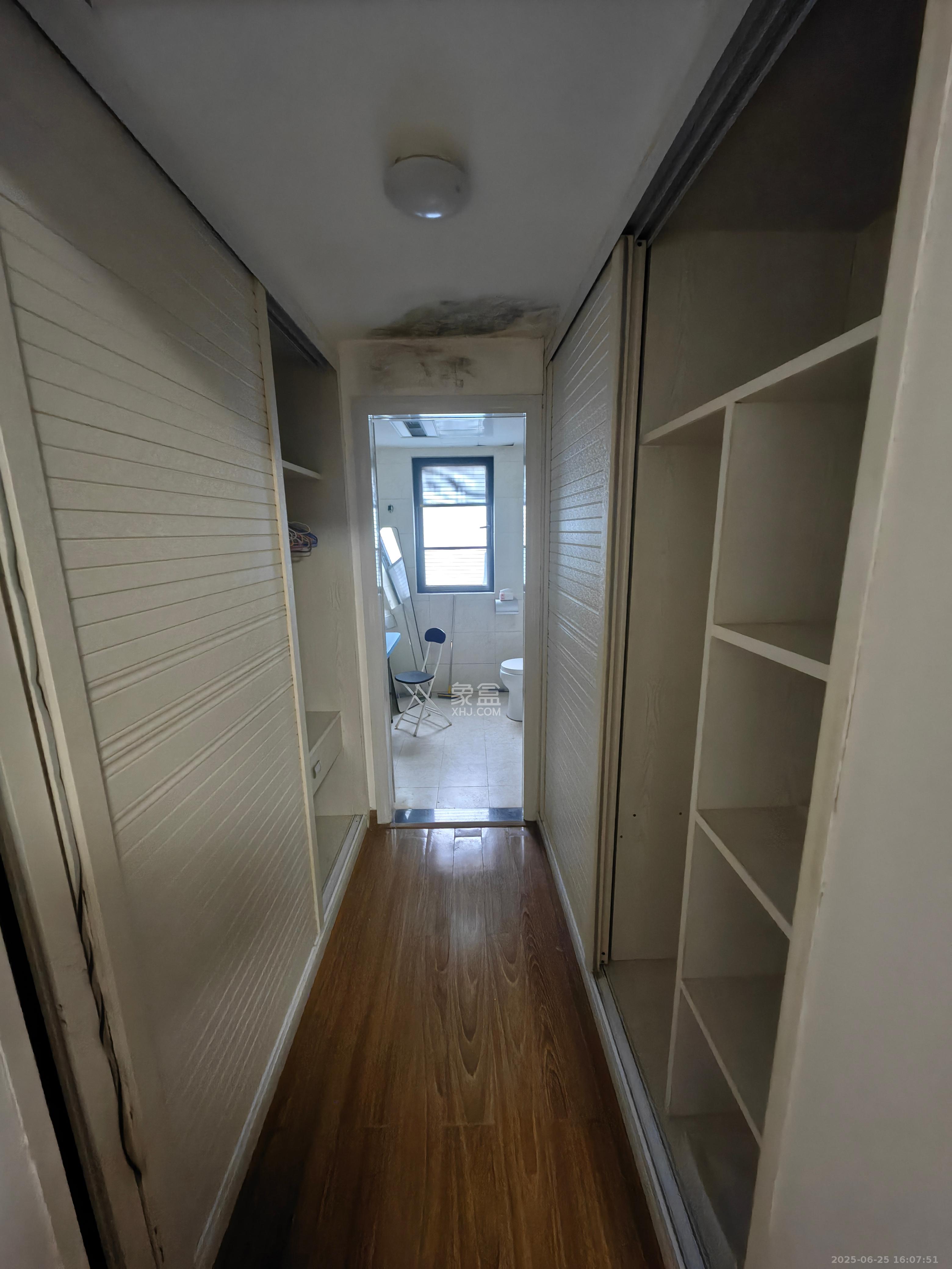 中建芙蓉嘉苑 3室2厅2卫 2600.0元/月 中建芙蓉嘉苑 3室2厅2卫 2600.0元/月室内图