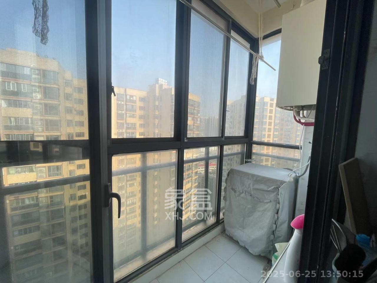 兴威帕克水岸 2室2厅1卫 2400.0元/月 兴威帕克水岸 2室2厅1卫 2400.0元/月室内图