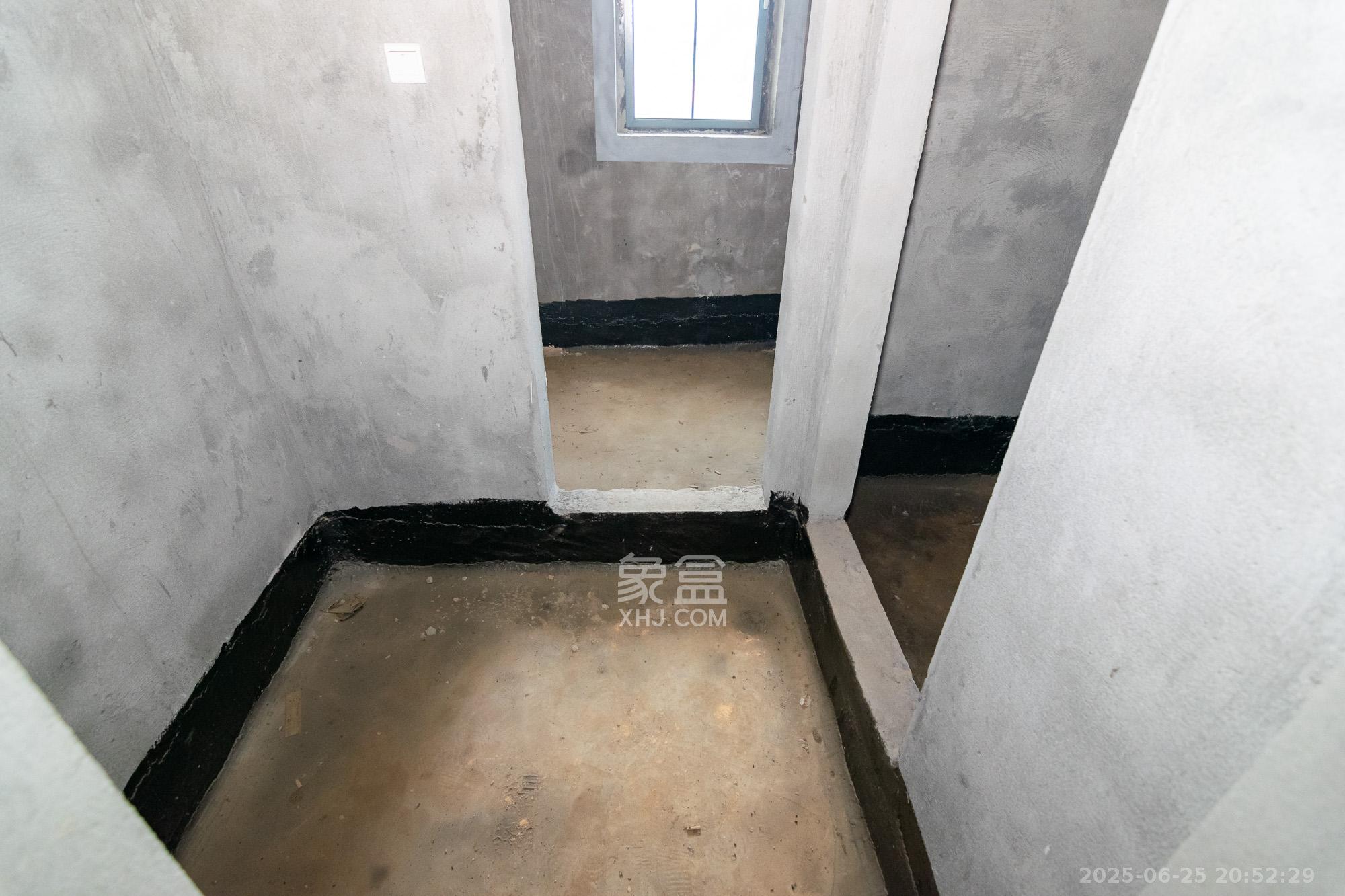 中粮北纬28°别墅  3室2厅3卫    378.0万 中粮北纬28°别墅  3室2厅3卫    378.0万卫生间