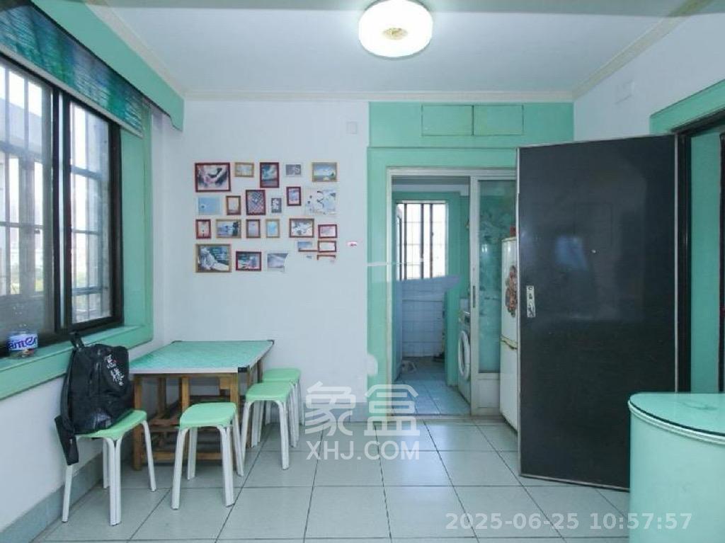 中建五局信和苑二区  2室2厅1卫   1280.00元/月室内图