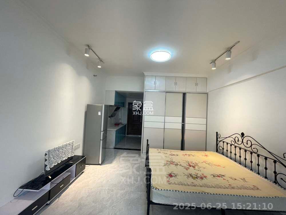 湘江名都 1室0厅1卫 1100.0元/月 湘江名都 1室0厅1卫 1100.0元/月室内图