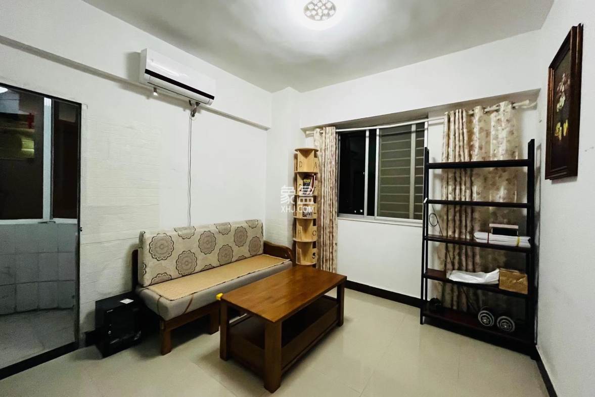 凤翔大厦 3室1厅1卫 2200.0元/月 凤翔大厦 3室1厅1卫 2200.0元/月室内图