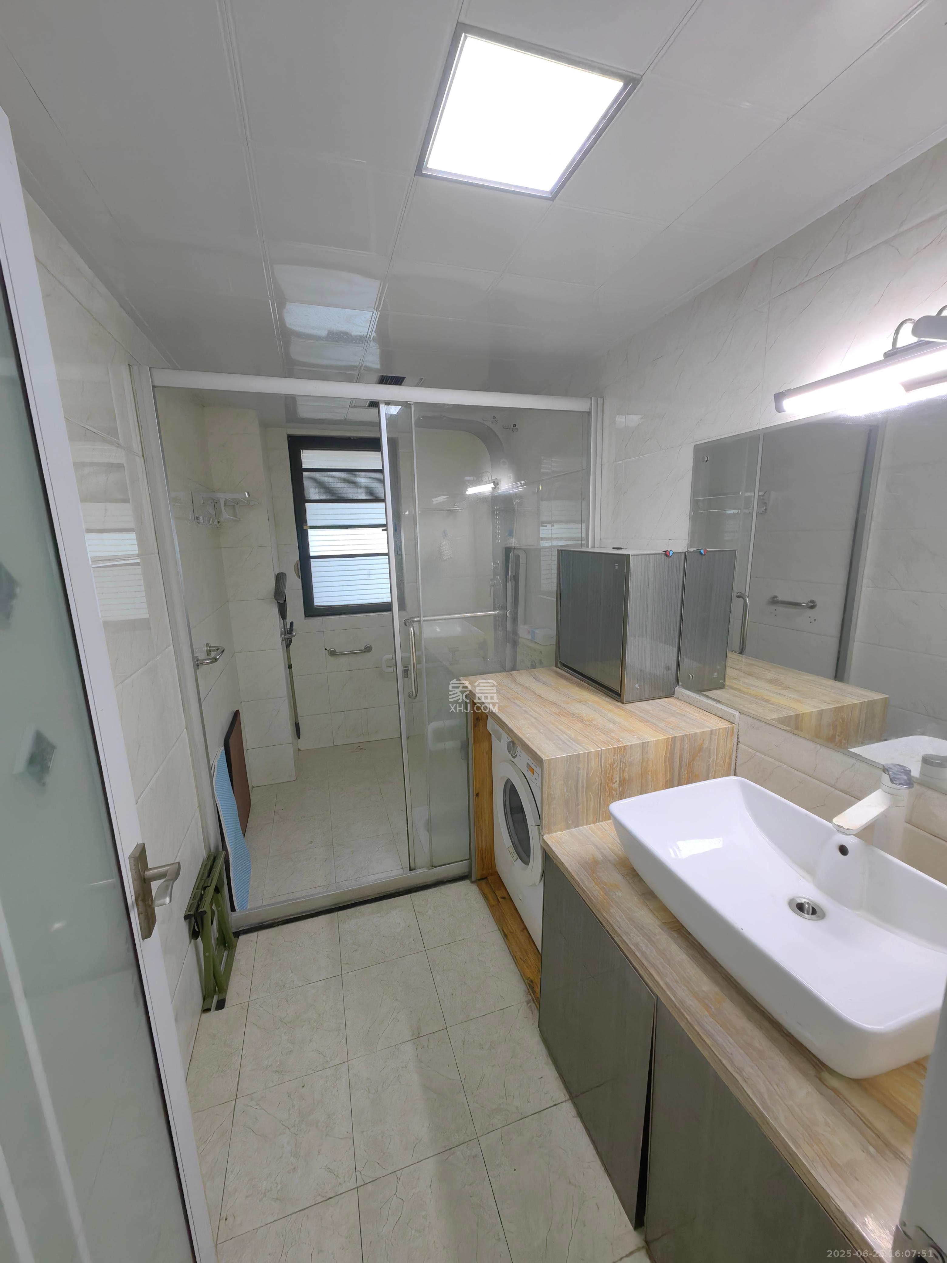 中建芙蓉嘉苑 3室2厅2卫 2600.0元/月 中建芙蓉嘉苑 3室2厅2卫 2600.0元/月室内图